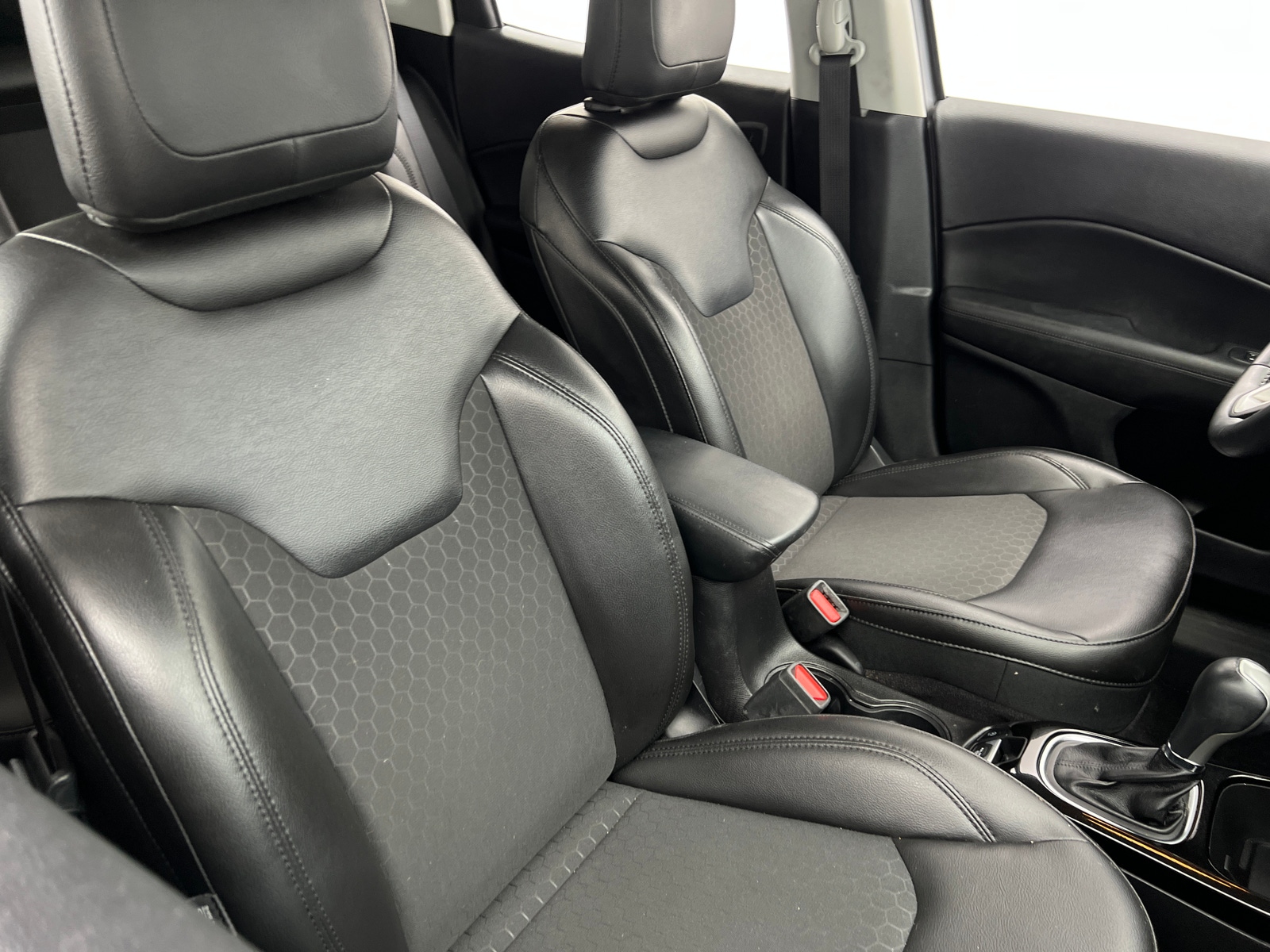 Thumbnail: 2018 Jeep Compass - 2