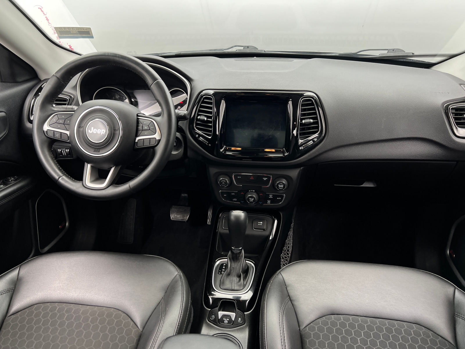 Thumbnail: 2018 Jeep Compass - 3