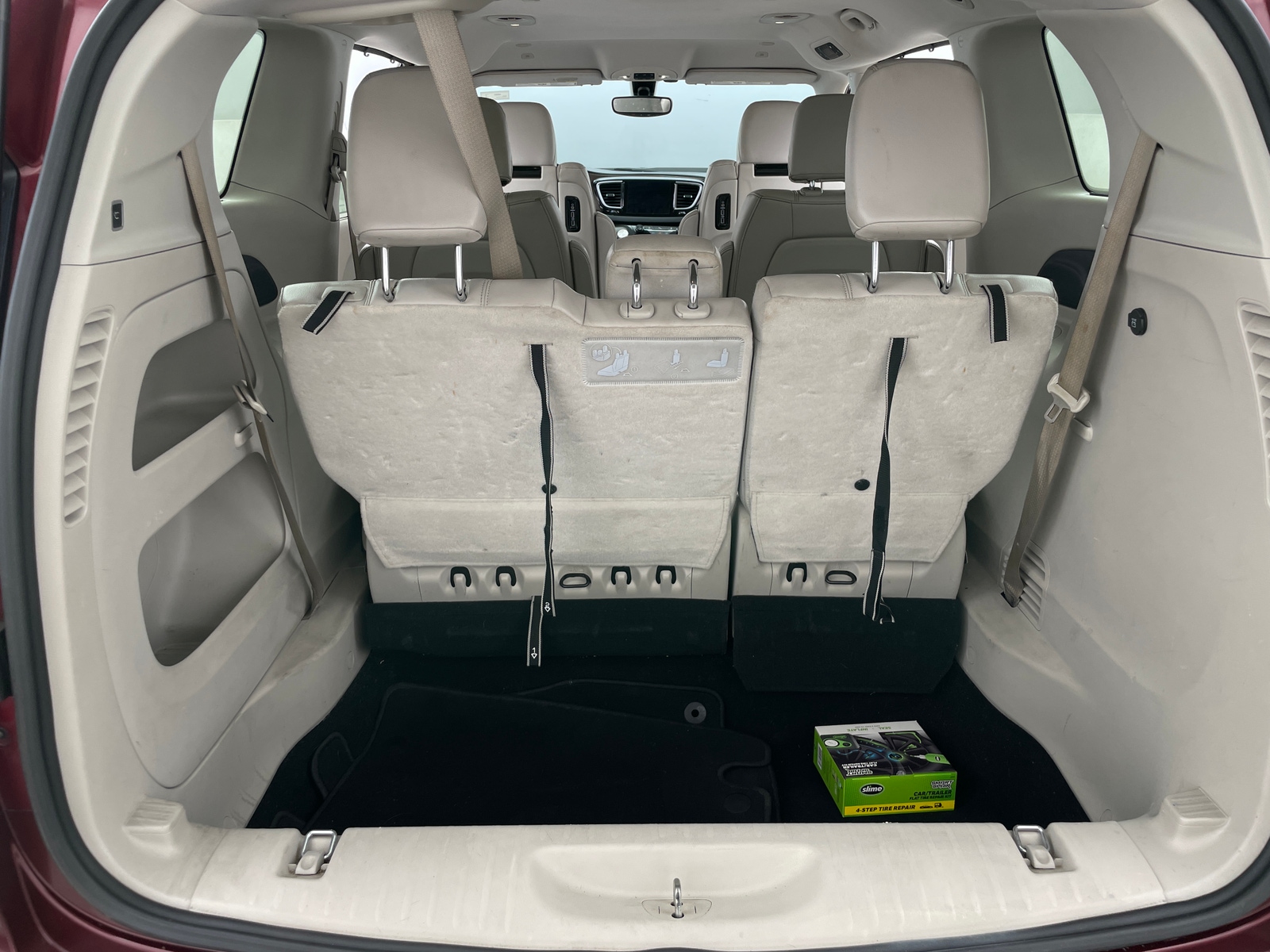Thumbnail: 2018 Chrysler Pacifica - 6
