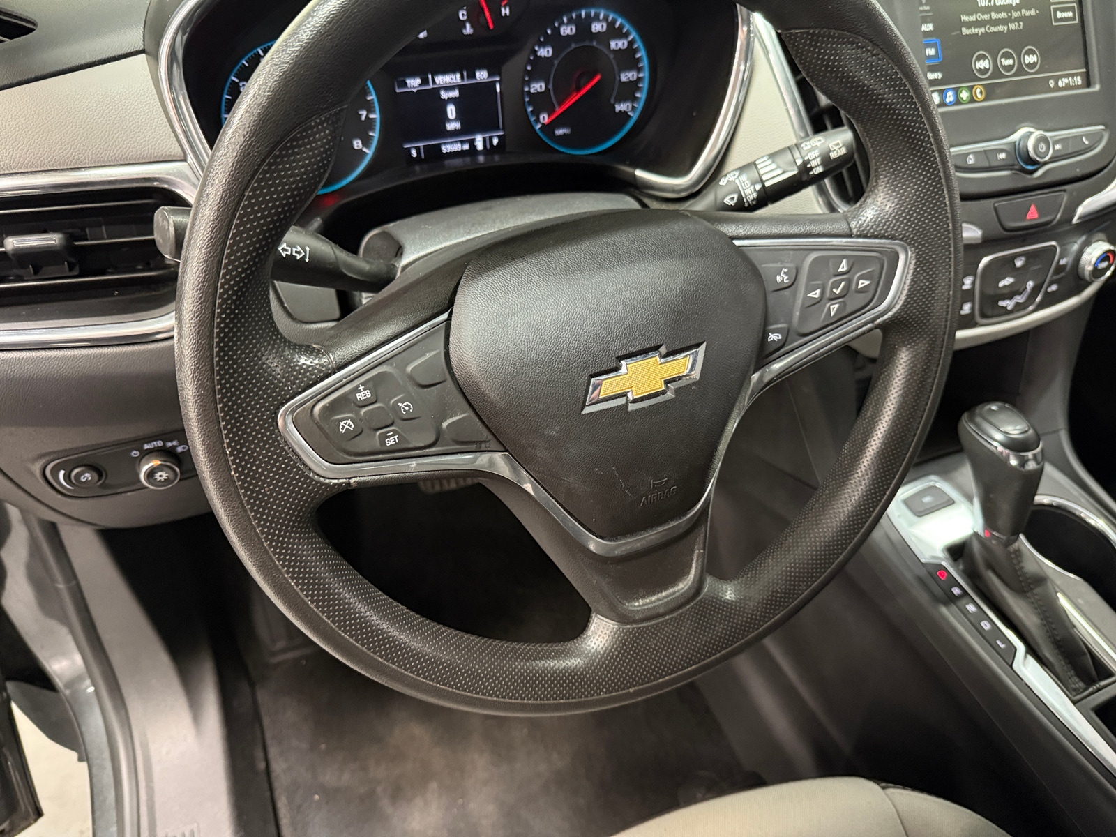 Thumbnail: 2019 Chevrolet Equinox - 5