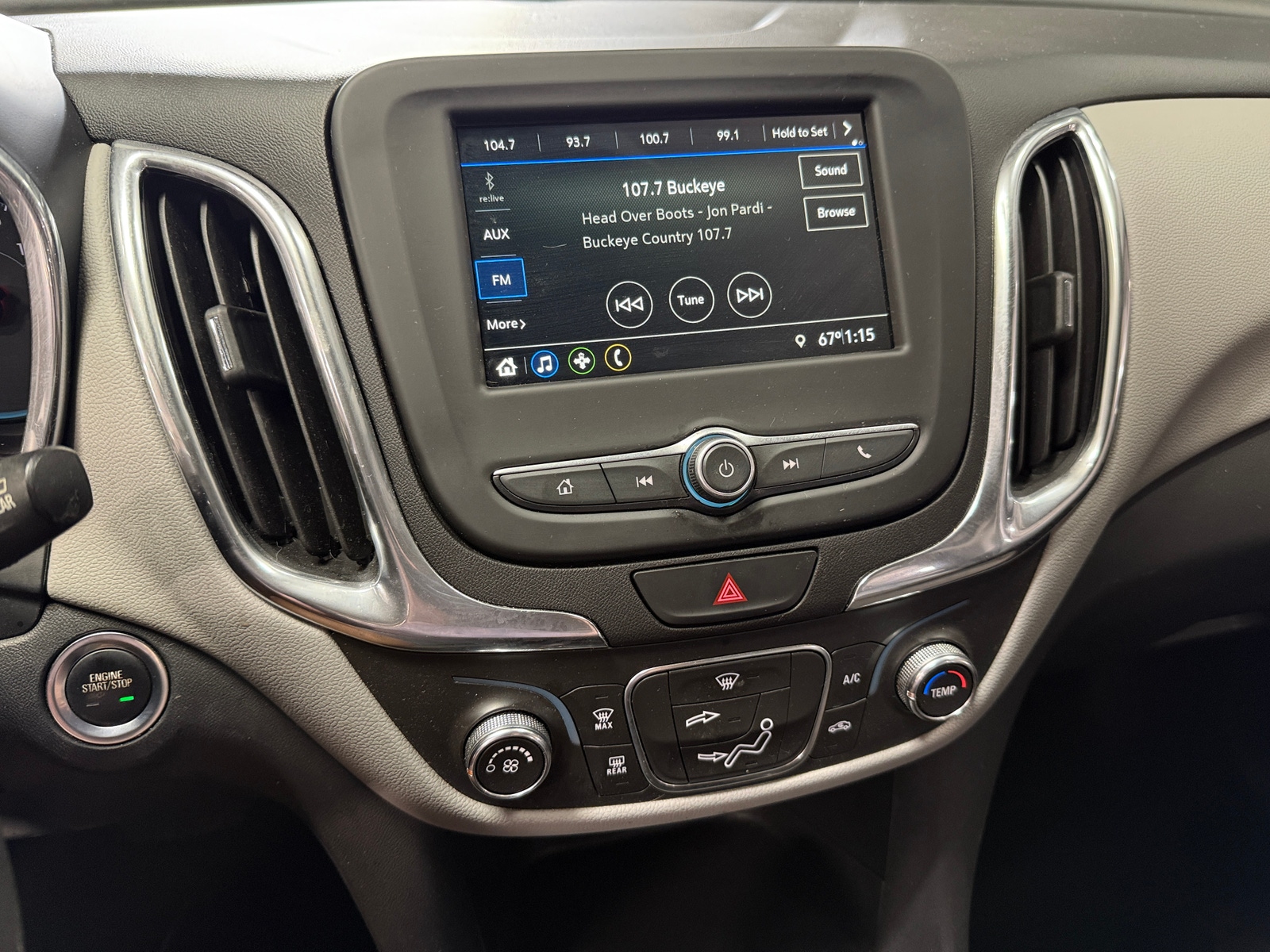 Thumbnail: 2019 Chevrolet Equinox - 4