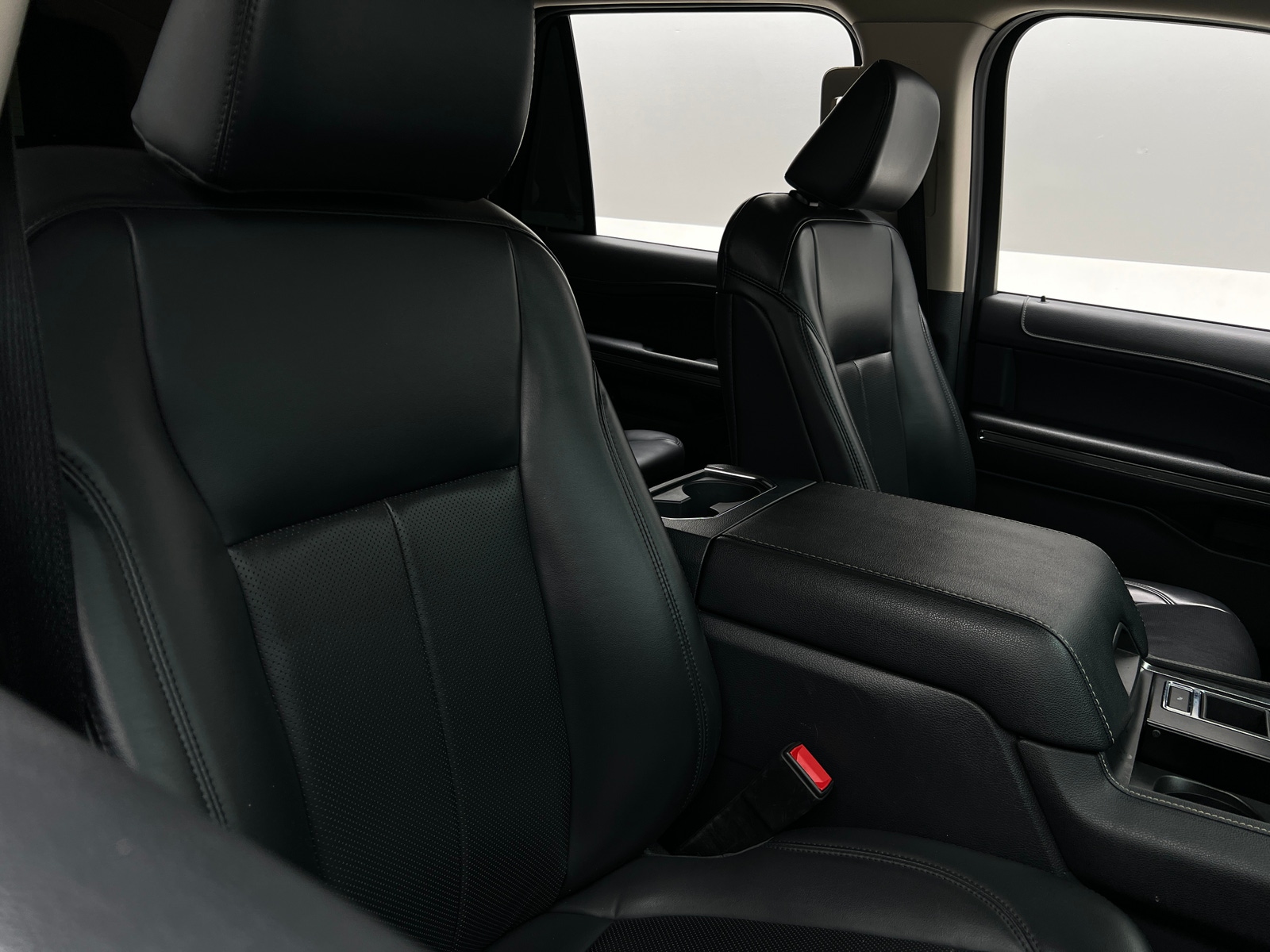 Thumbnail: 2022 Ford Expedition - 2