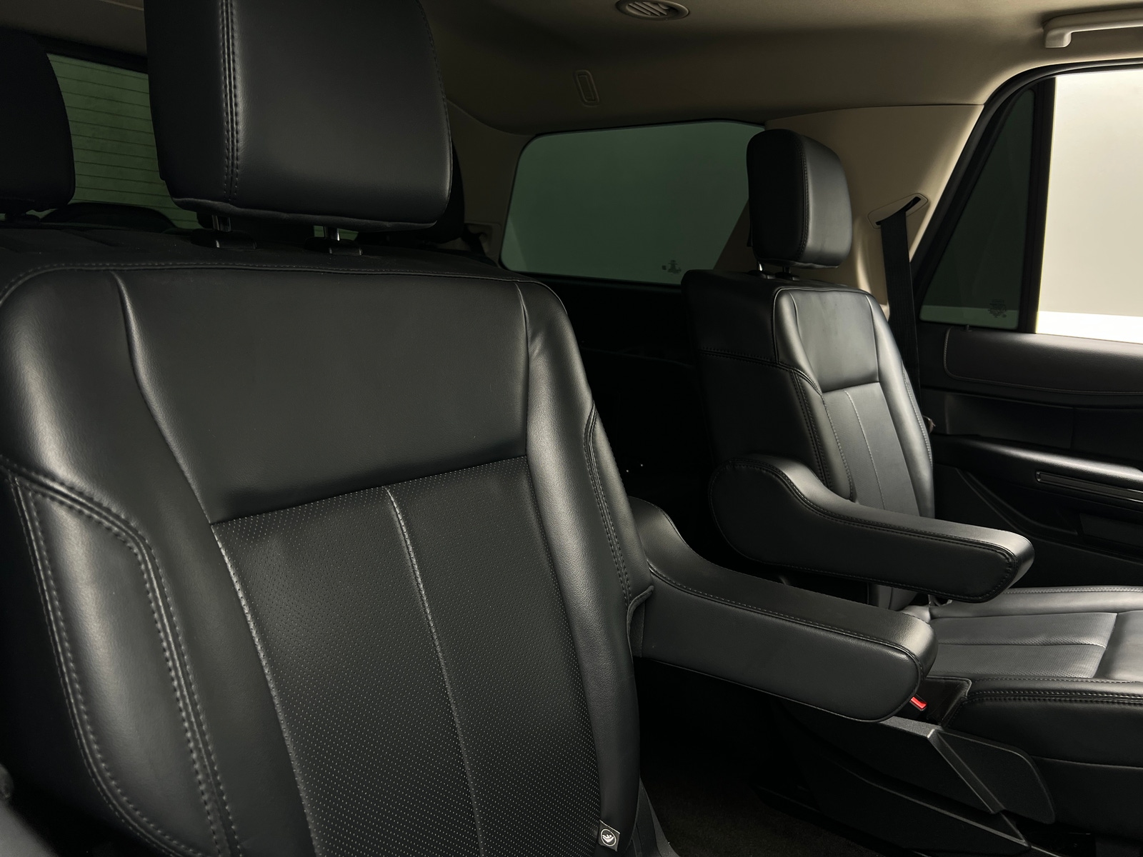 Thumbnail: 2022 Ford Expedition - 6
