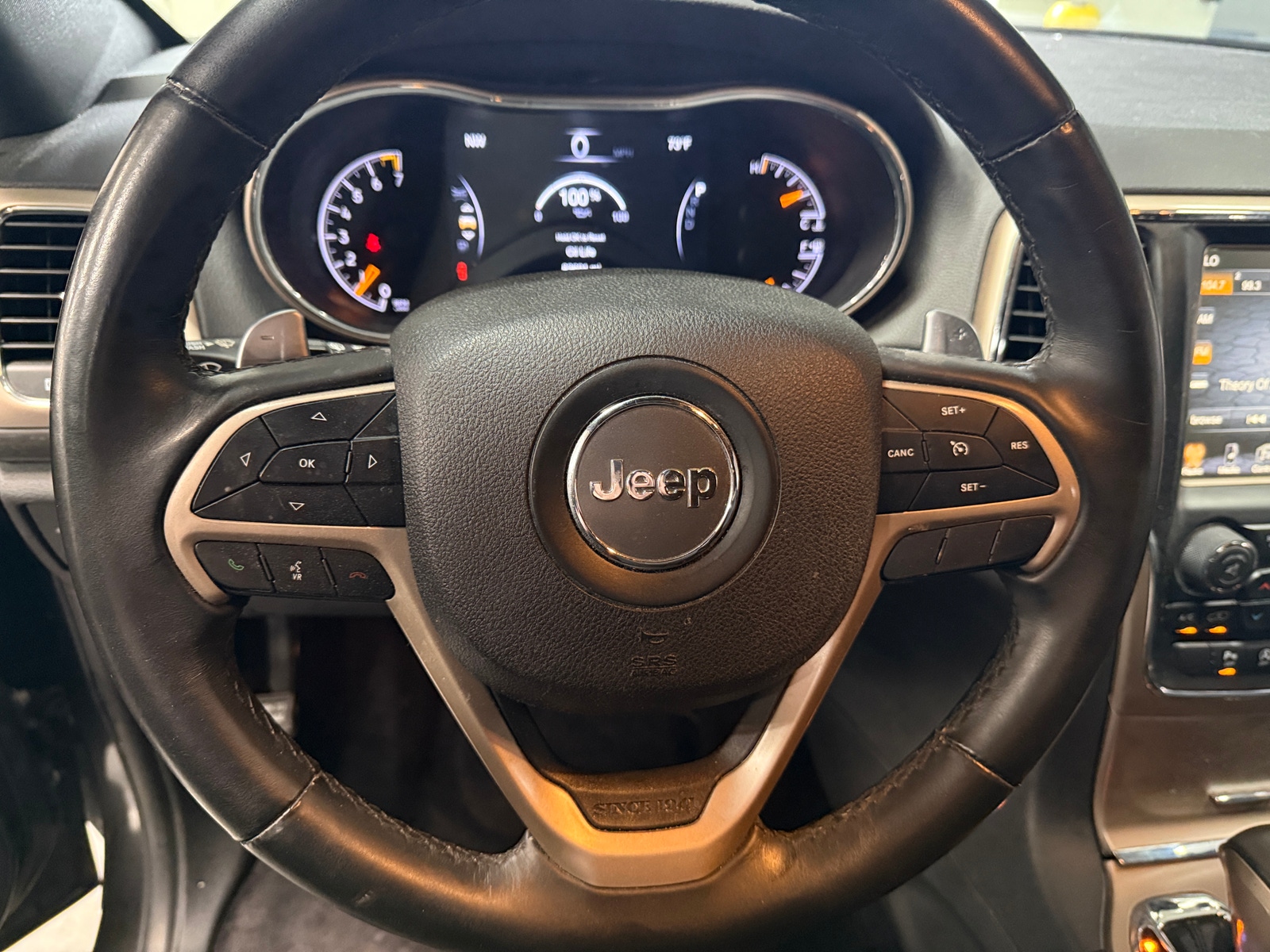 Thumbnail: 2017 Jeep Grand Cherokee - 5