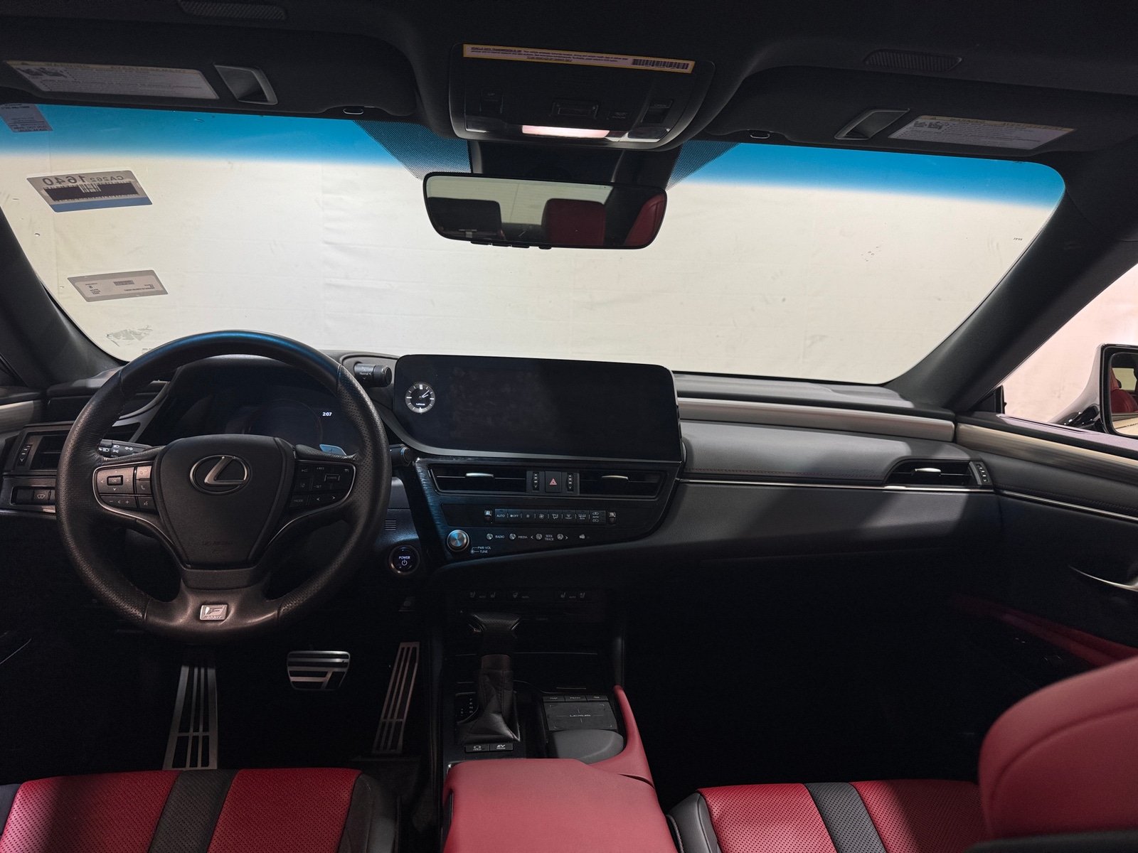 Thumbnail: 2022 Lexus ES - 2