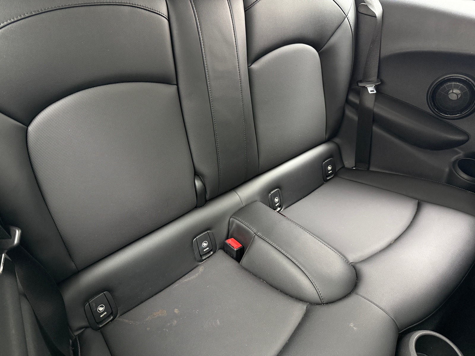 Thumbnail: 2016 MINI Cooper Hardtop - 5