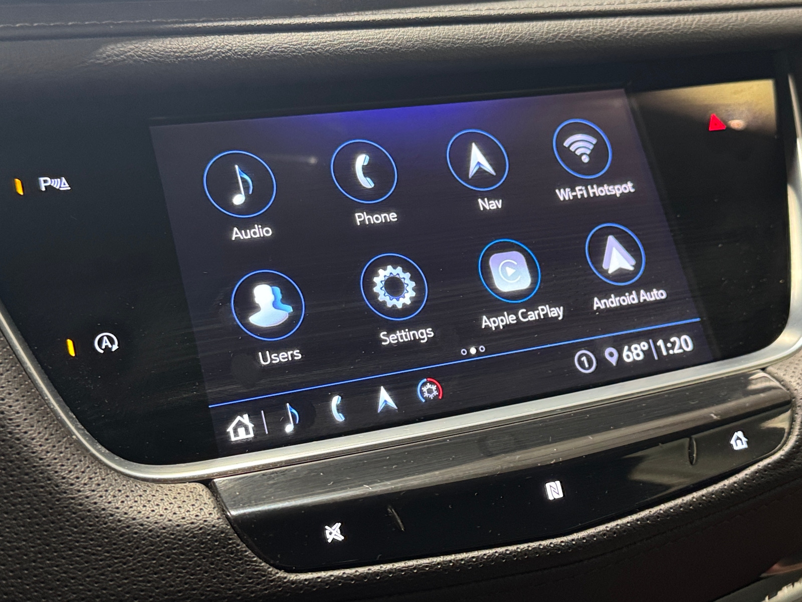Thumbnail: 2020 Cadillac XT5 - 3