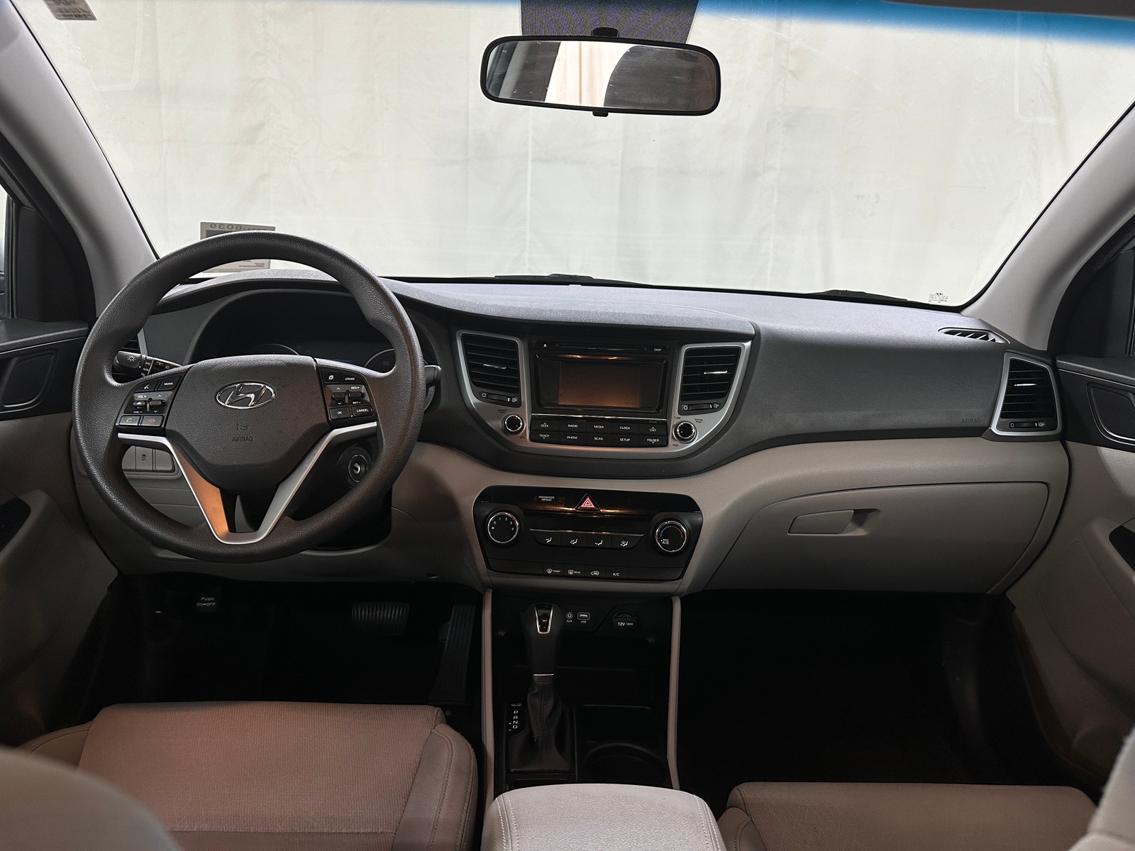 Thumbnail: 2016 Hyundai Tucson - 3