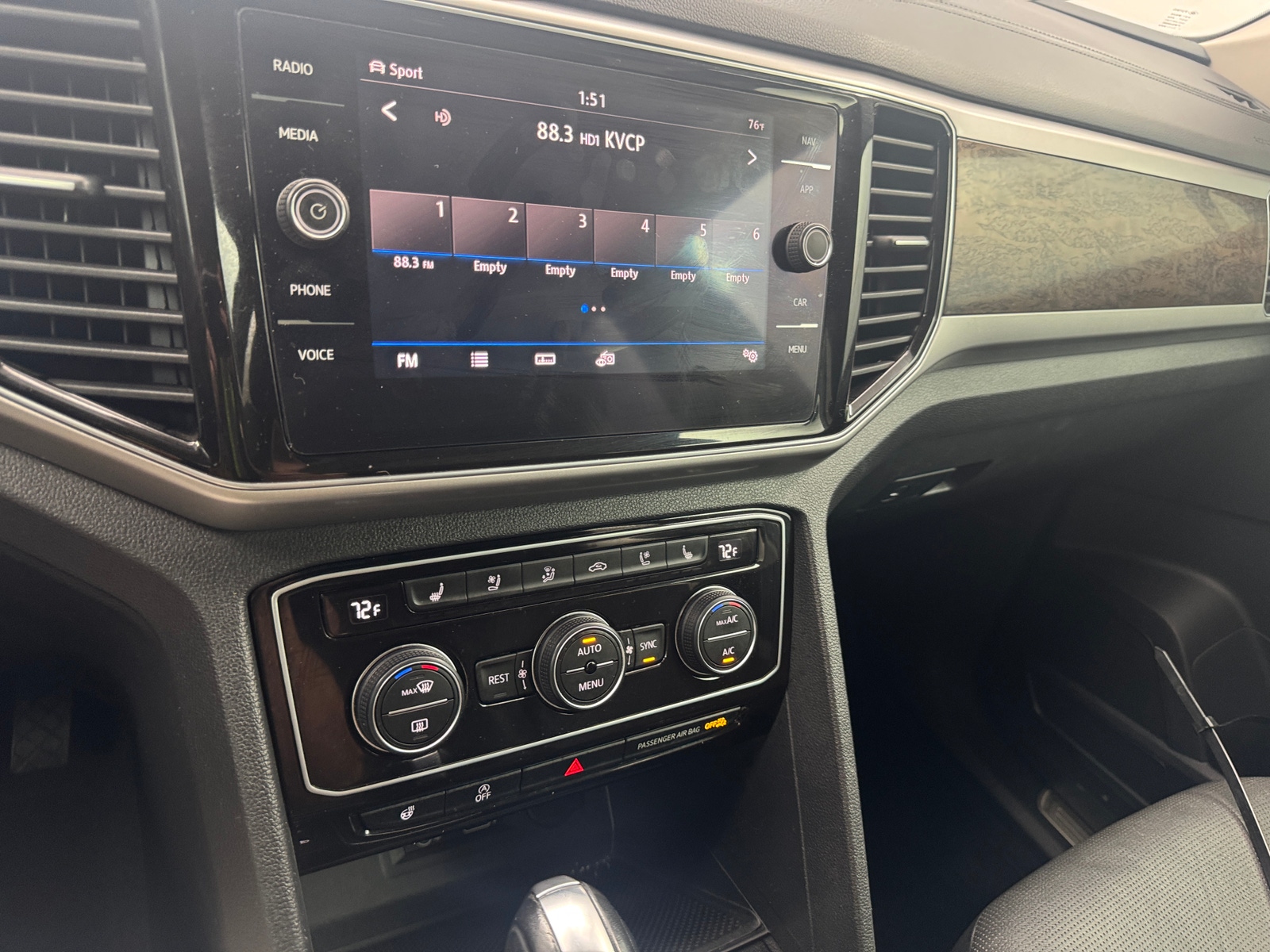 Thumbnail: 2019 Volkswagen Atlas - 3