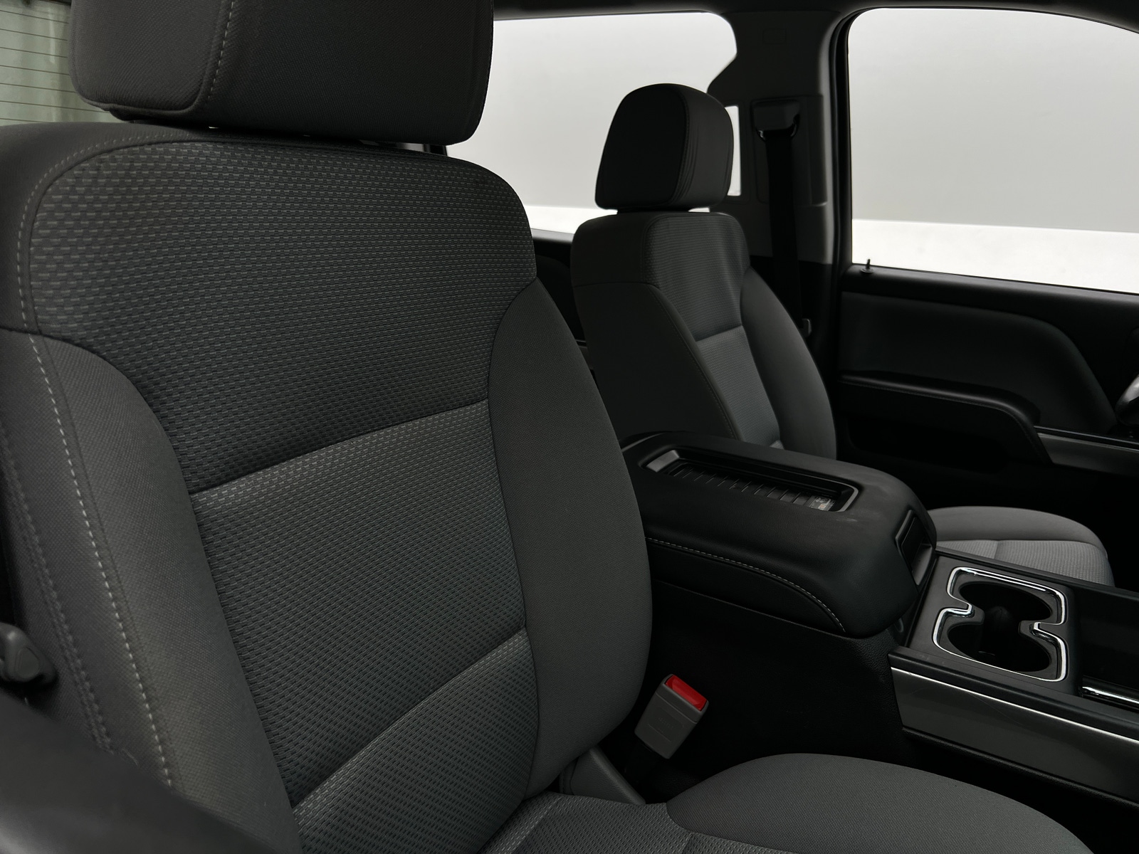 Thumbnail: 2018 Chevrolet Silverado 1500 - 2