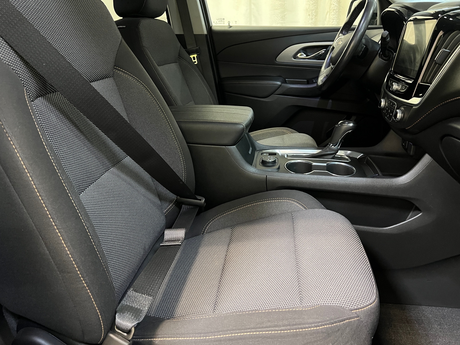 Thumbnail: 2020 Chevrolet Traverse - 2