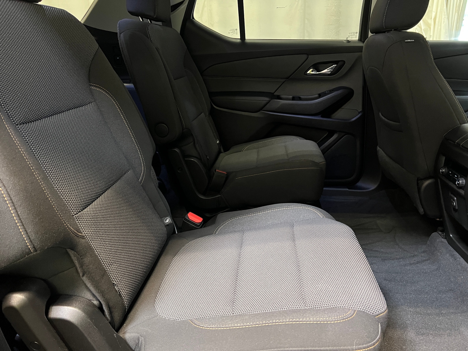 Thumbnail: 2020 Chevrolet Traverse - 6