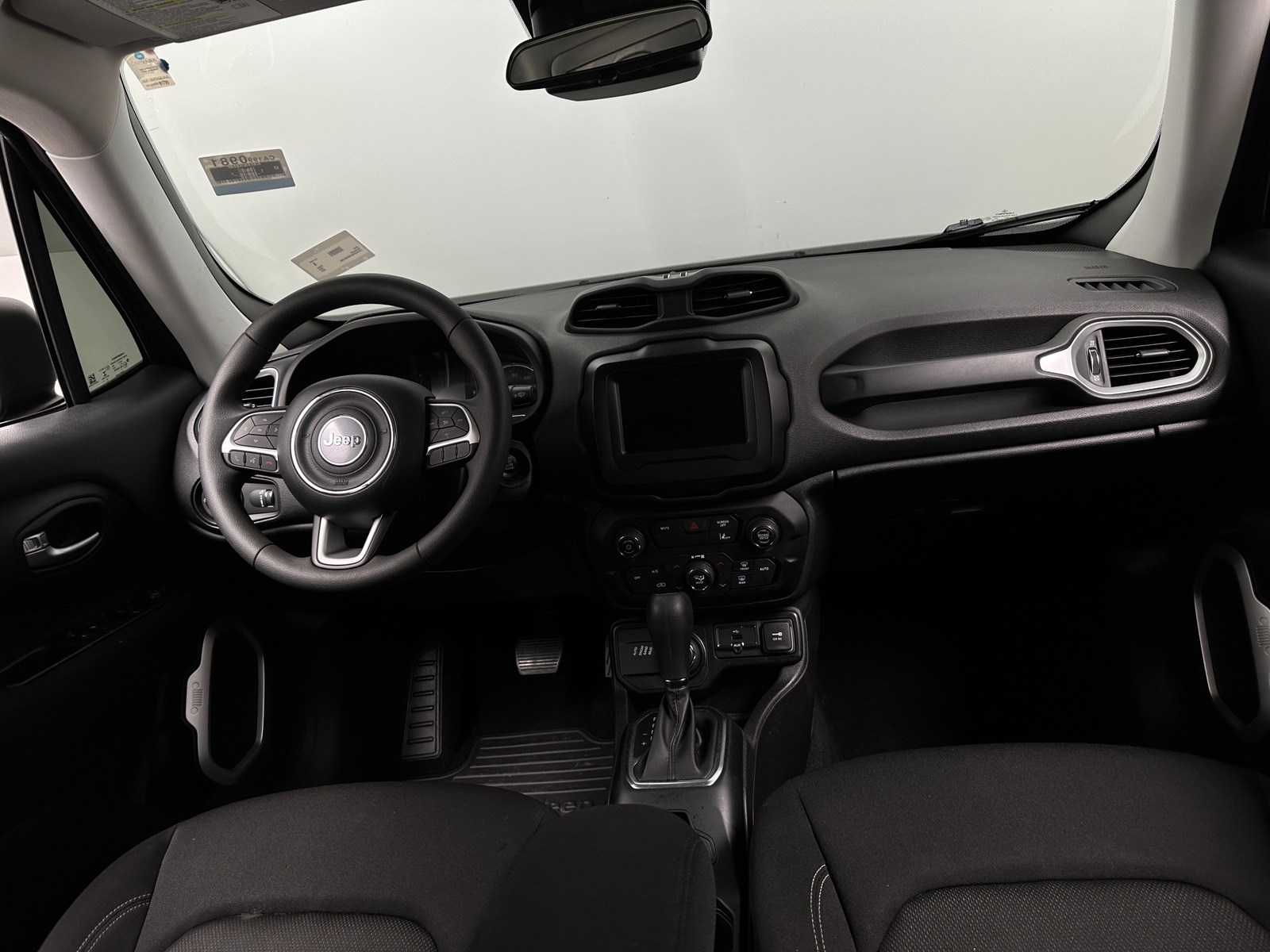 Thumbnail: 2021 Jeep Renegade - 3