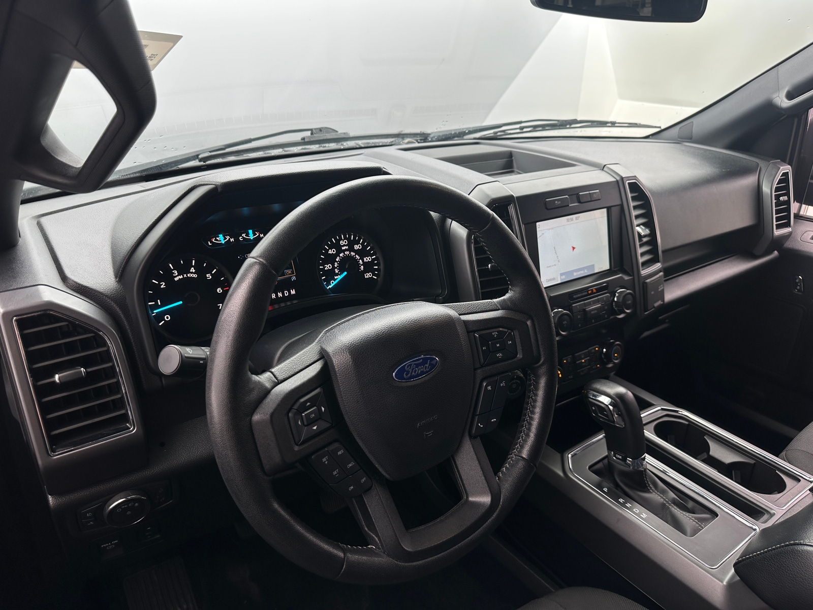 Thumbnail: 2019 Ford Econoline - 3