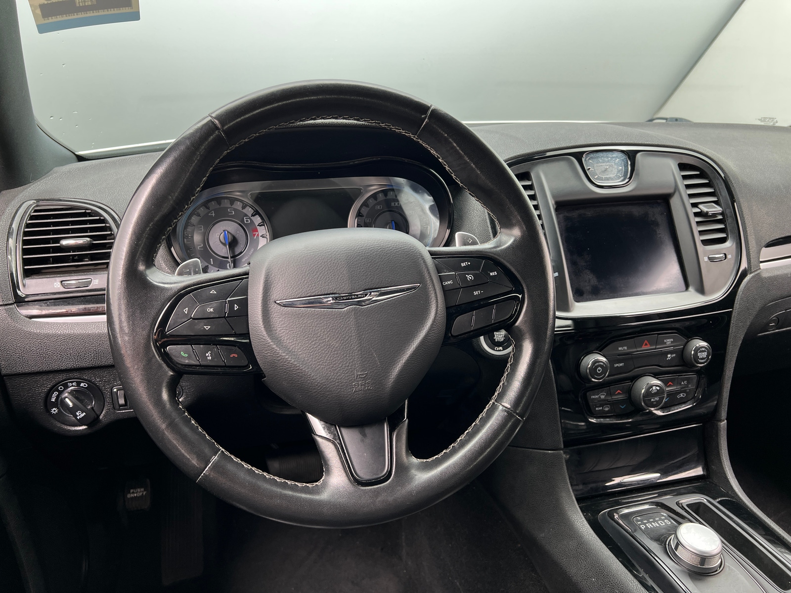Thumbnail: 2020 Chrysler 300 - 4
