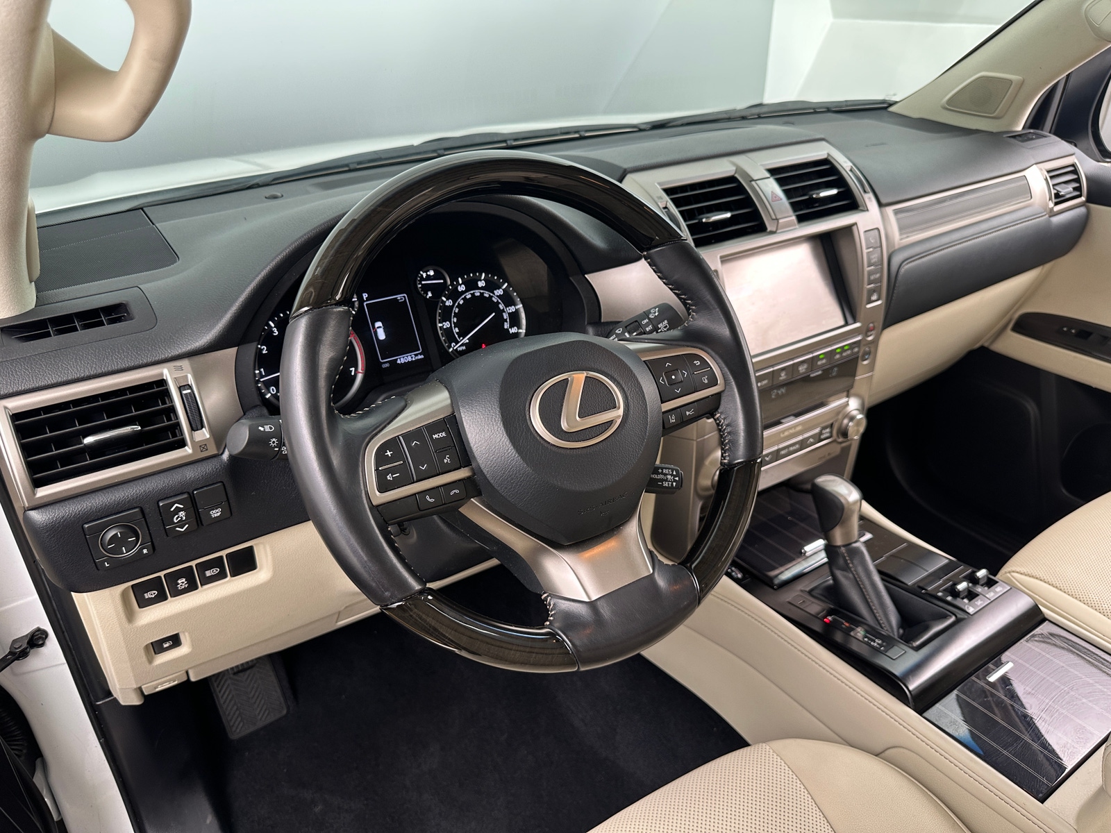 Thumbnail: 2020 Lexus GX - 2