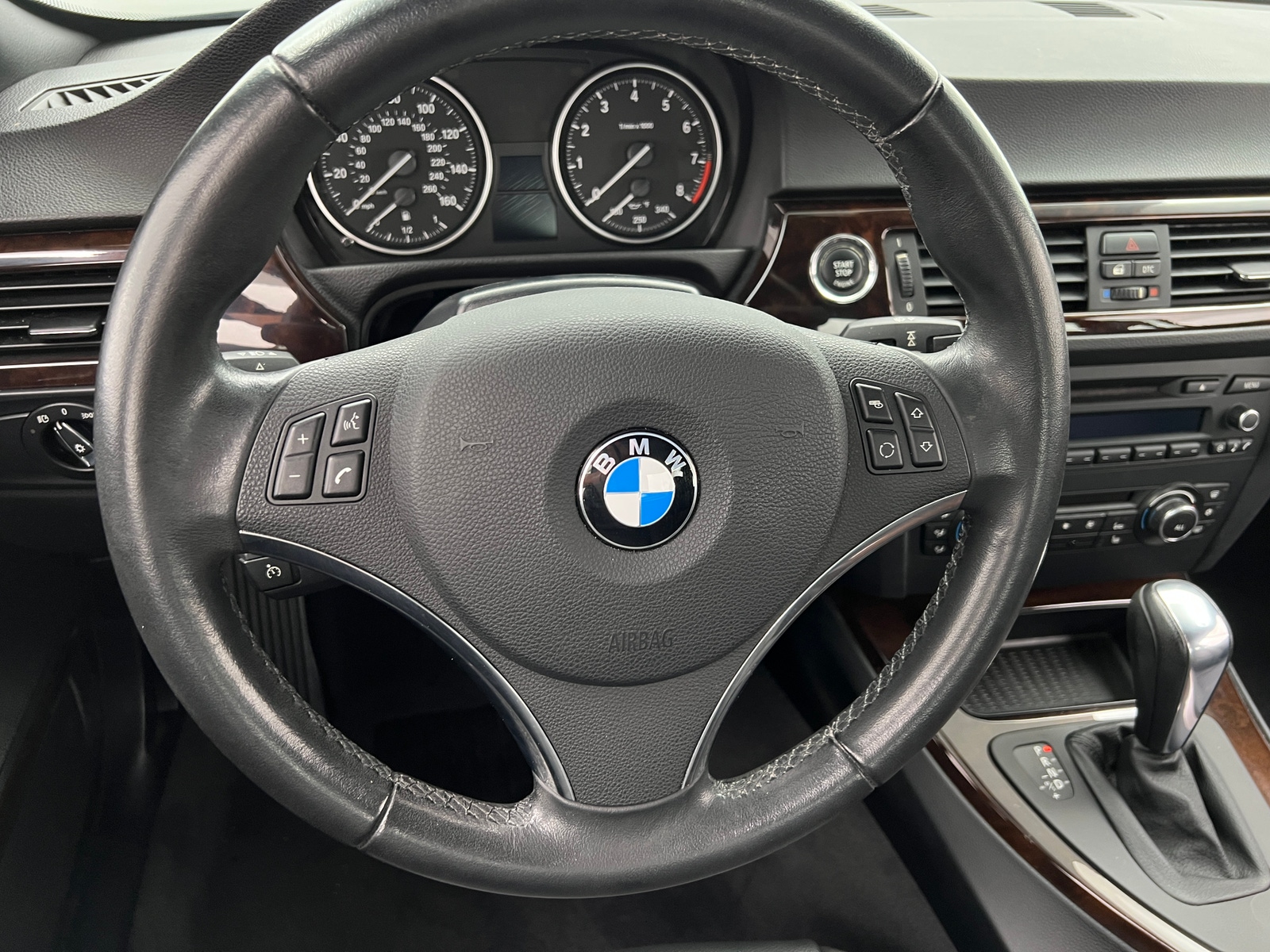 Thumbnail: 2011 BMW 3 Series - 4