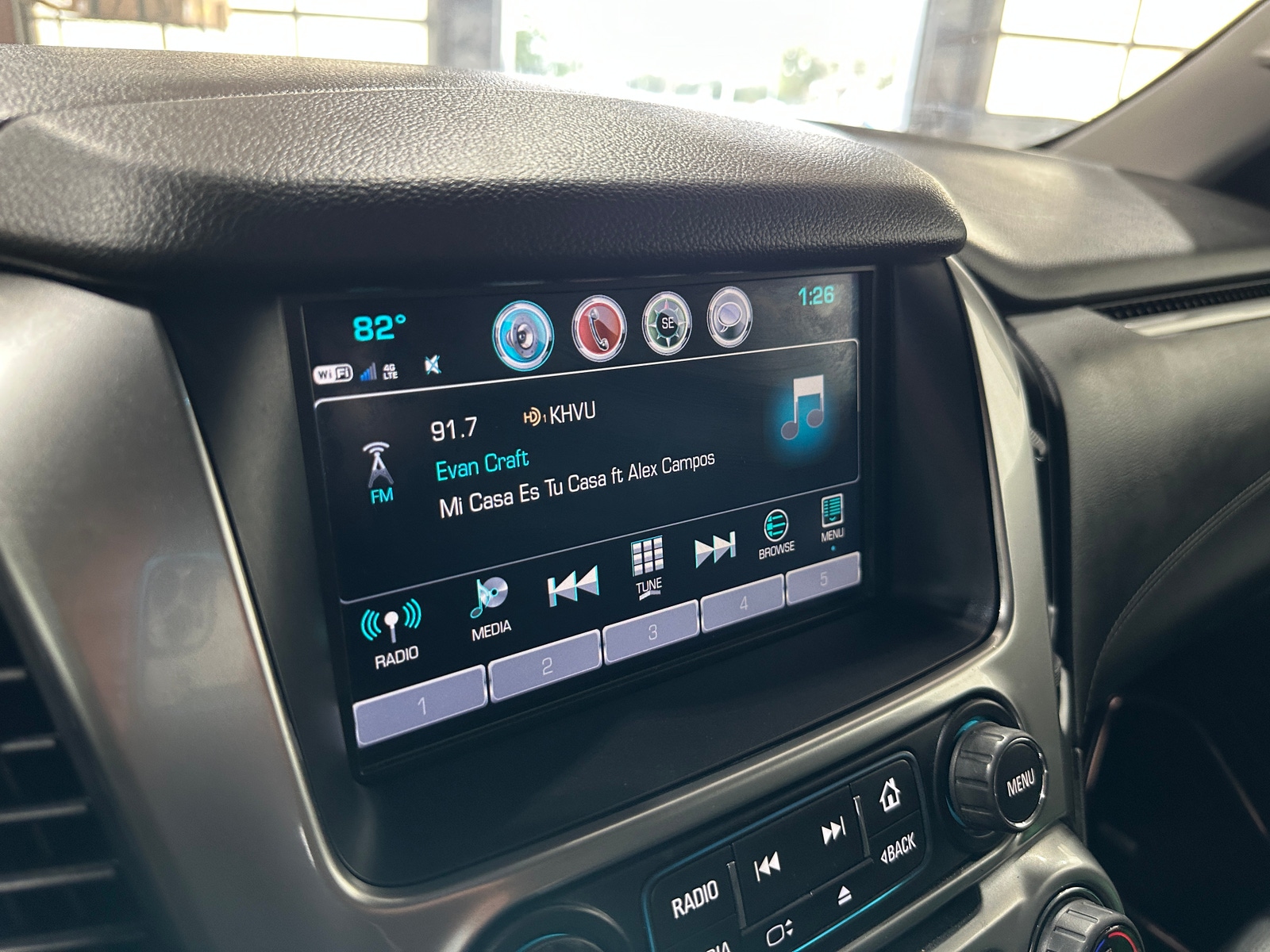 Thumbnail: 2019 Chevrolet Suburban - 3