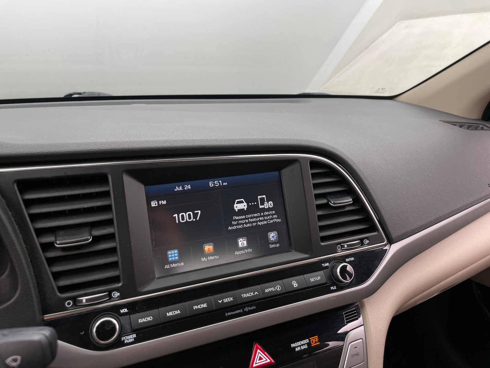 Thumbnail: 2018 Hyundai Elantra - 3