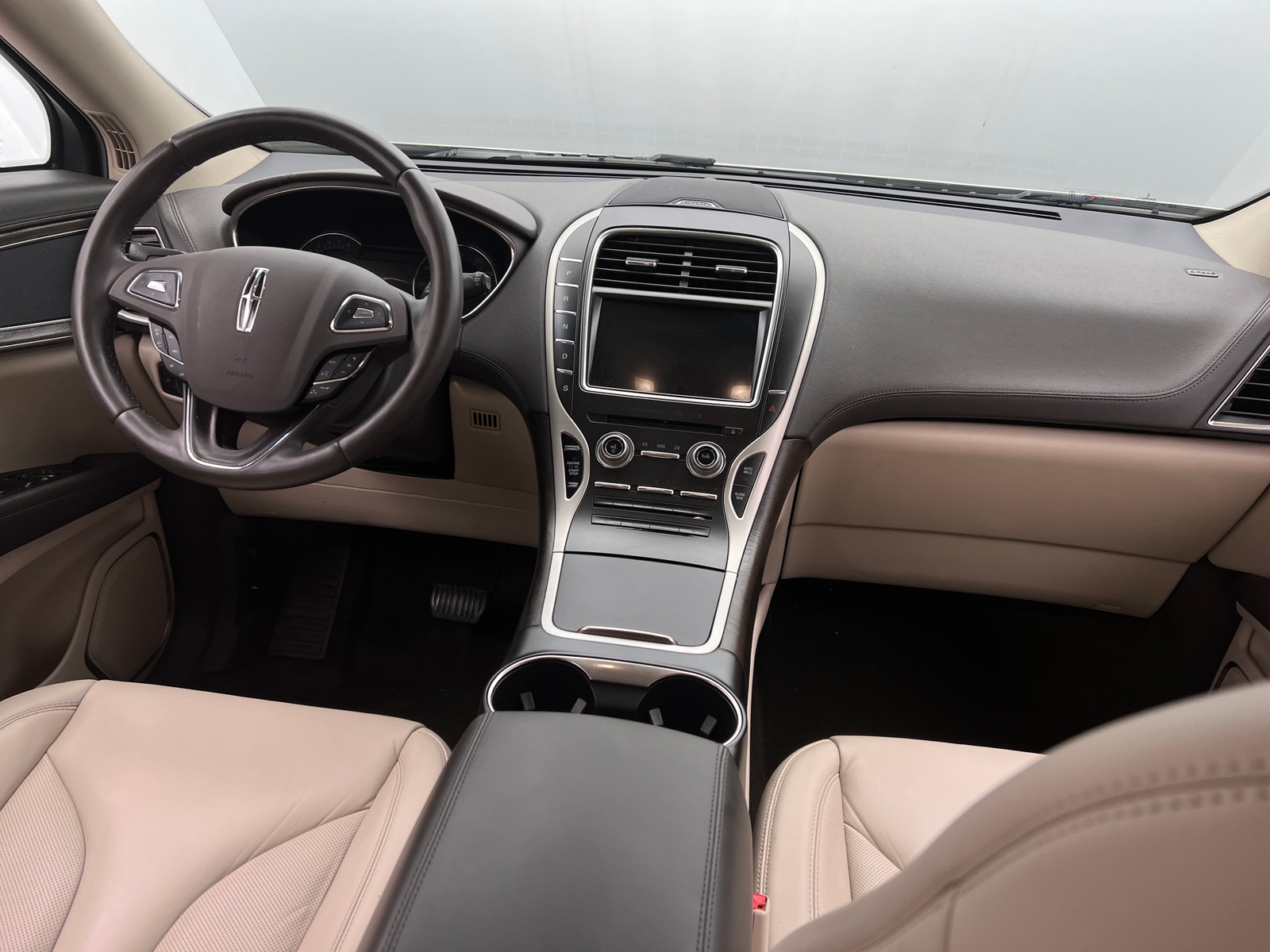 Thumbnail: 2018 Lincoln MKX - 2