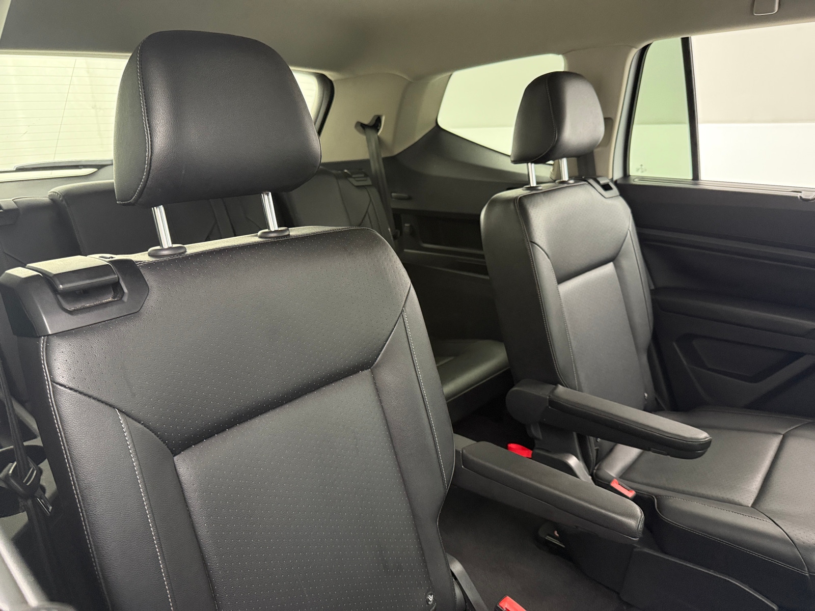 Thumbnail: 2019 Volkswagen Atlas - 5