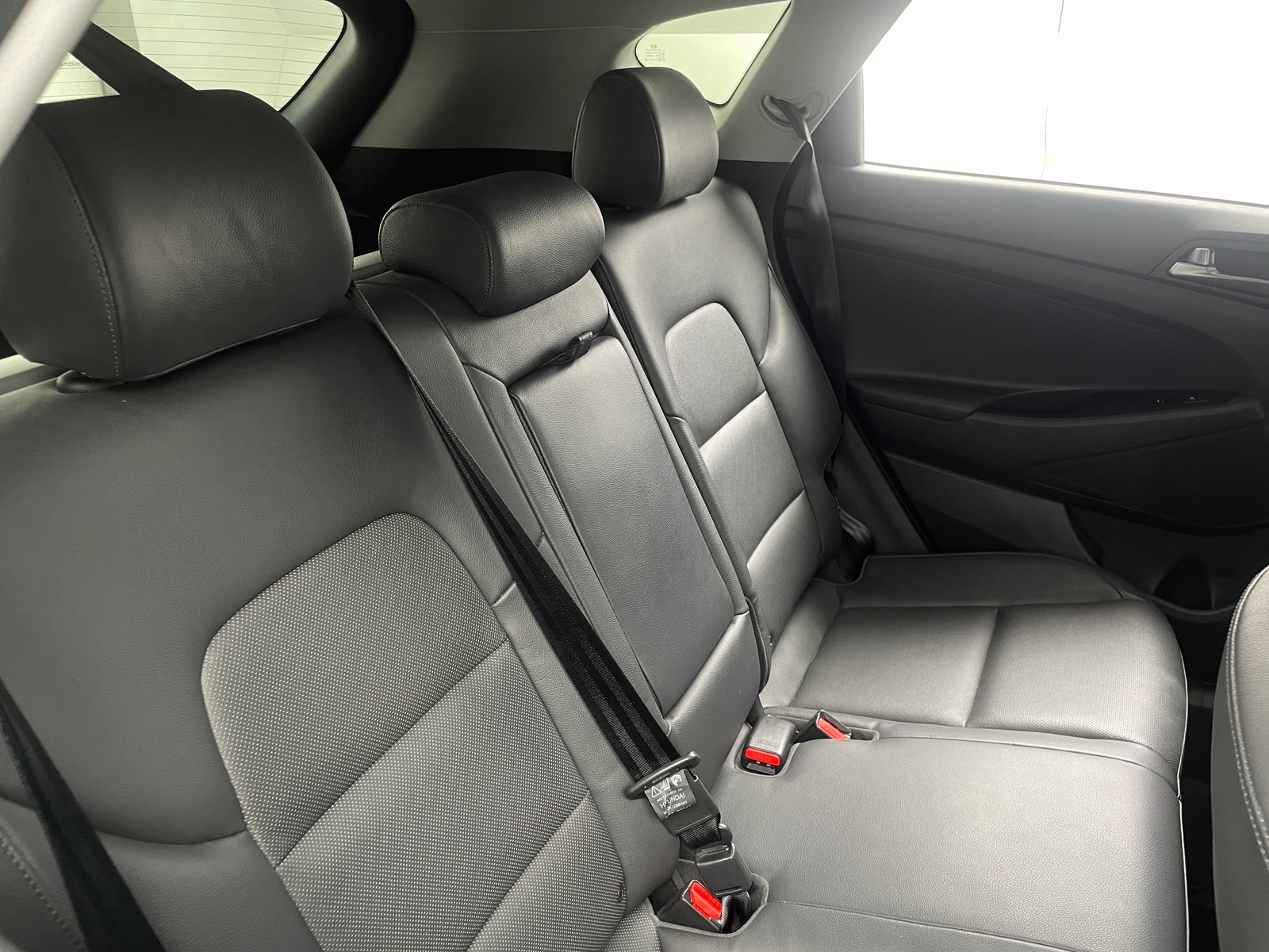 Thumbnail: 2016 Hyundai Tucson - 5