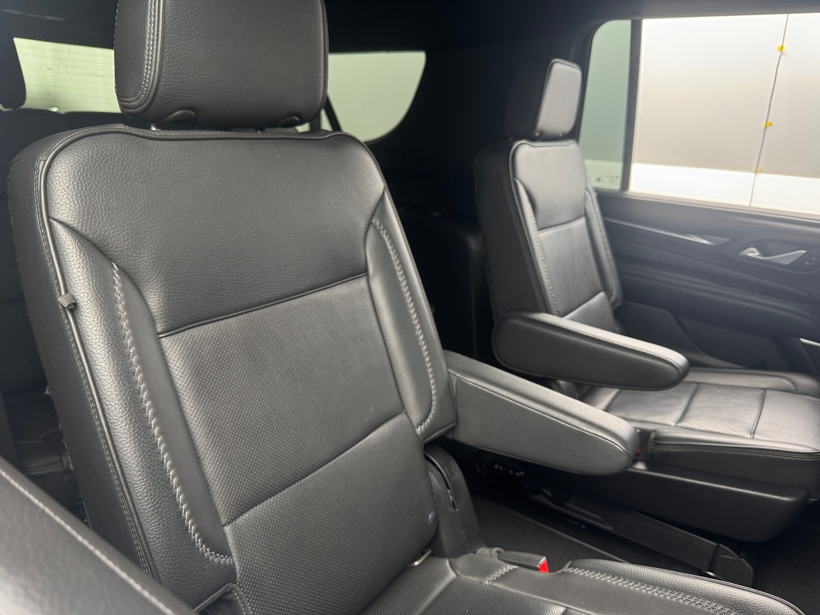 Thumbnail: 2022 GMC Yukon XL - 5