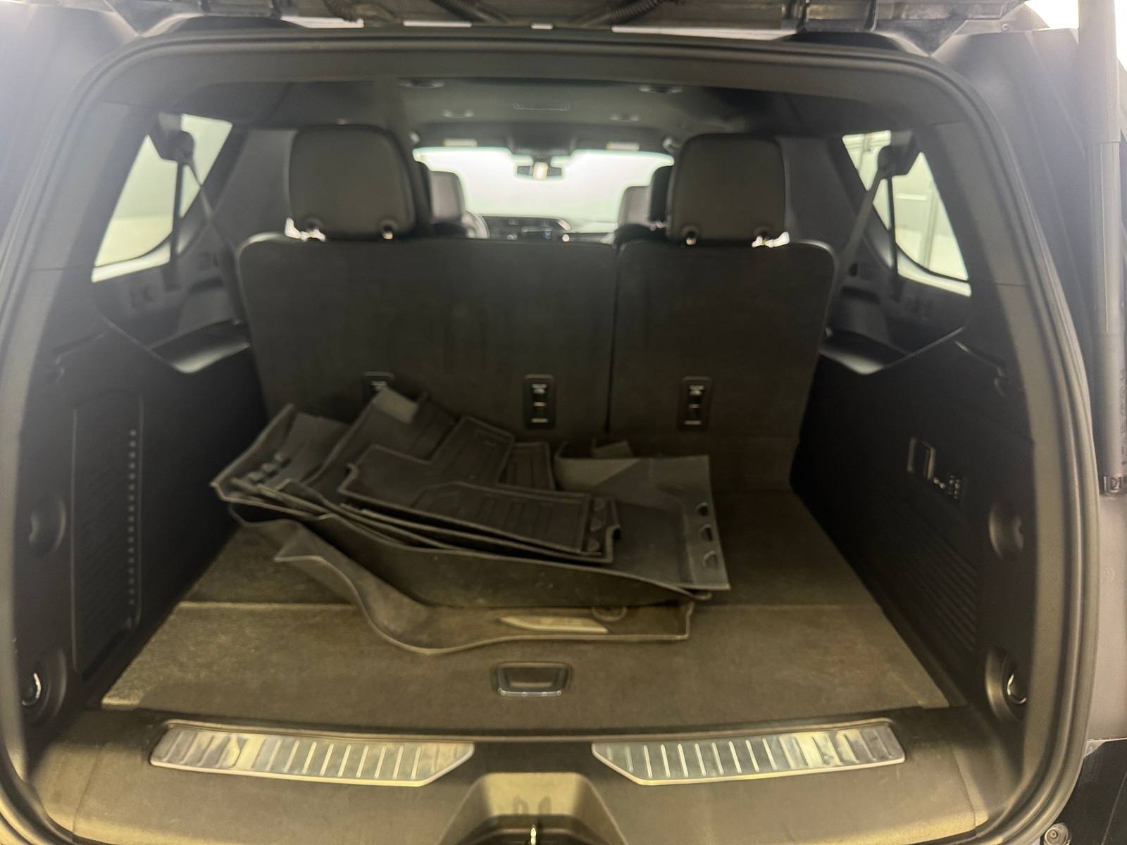 Thumbnail: 2022 GMC Yukon XL - 6