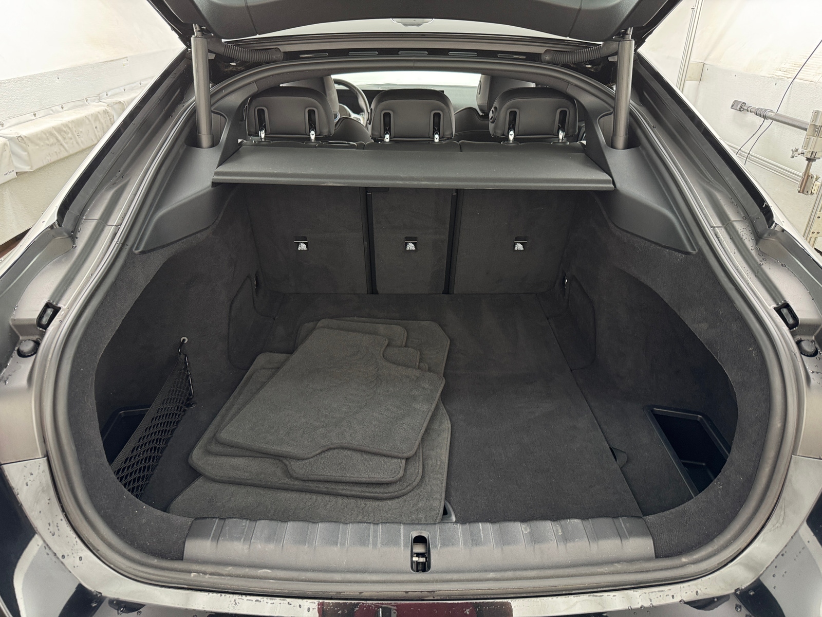 Thumbnail: 2024 BMW i4 - 6