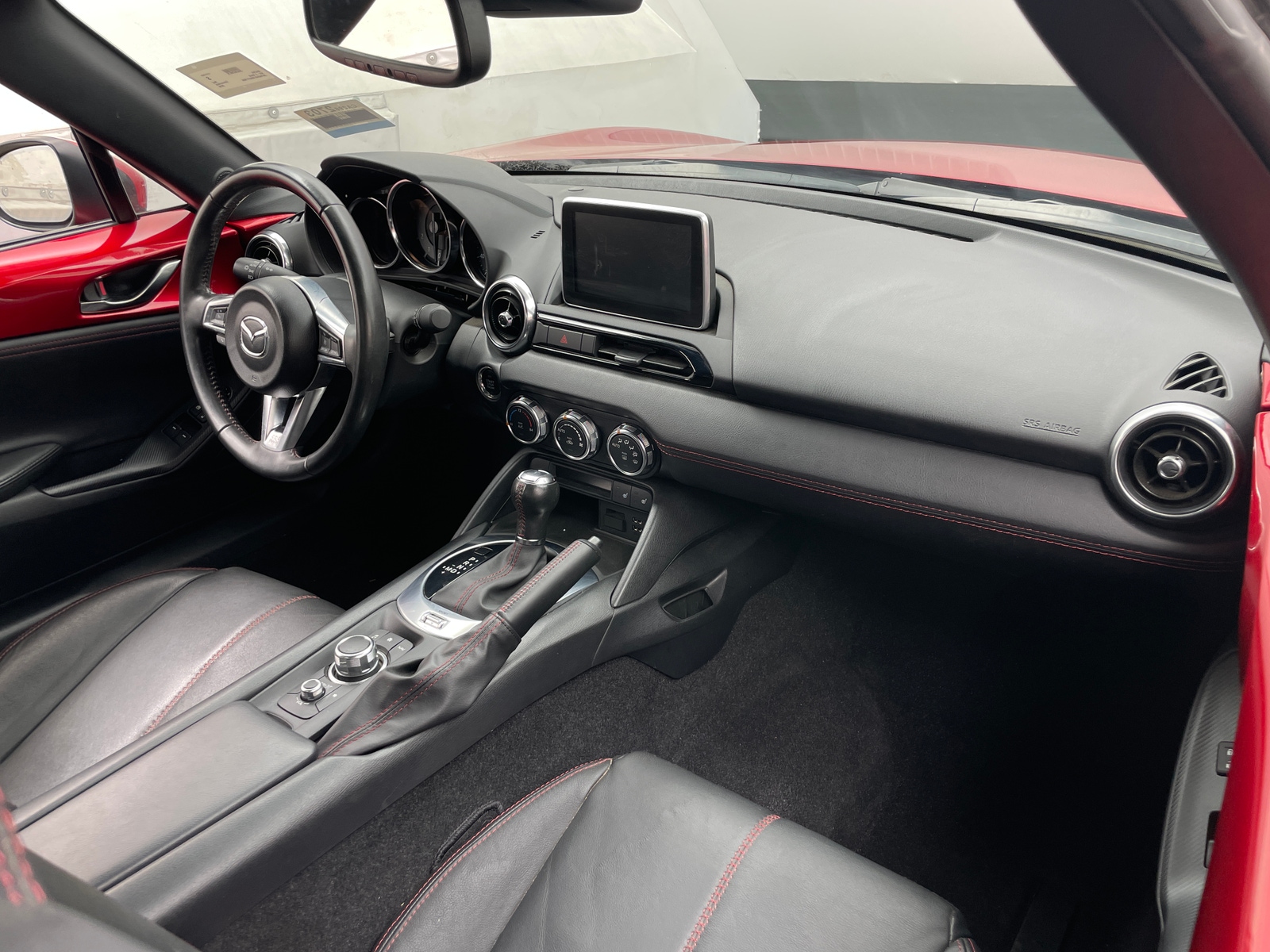 Thumbnail: 2016 Mazda MX-5 Miata - 2