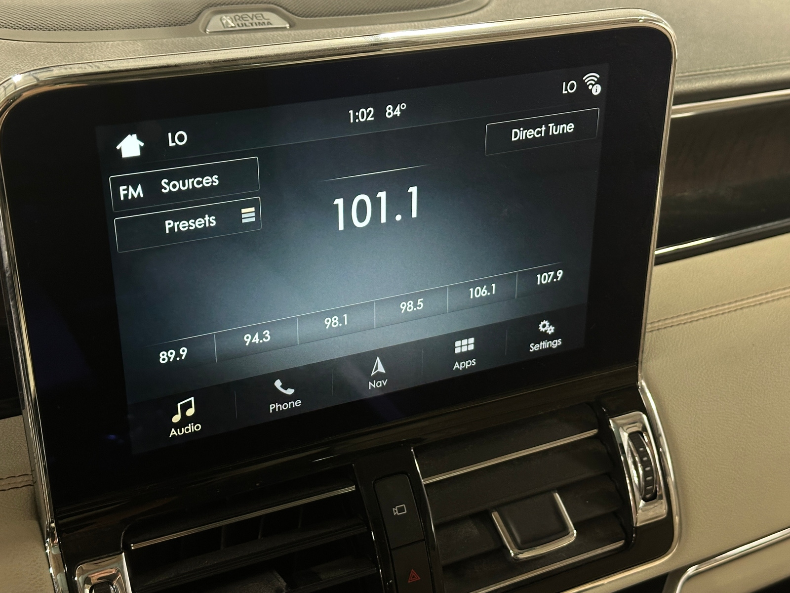 Thumbnail: 2018 Lincoln Navigator - 3