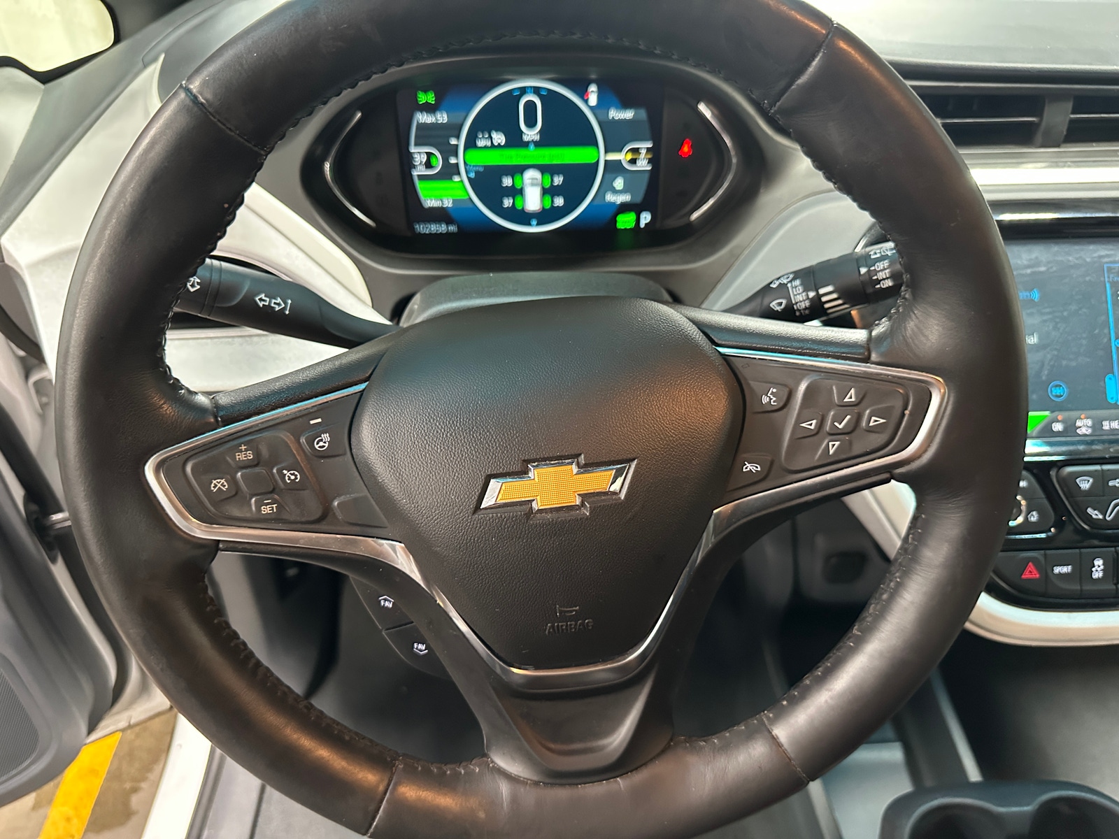 Thumbnail: 2017 Chevrolet Bolt EV - 5