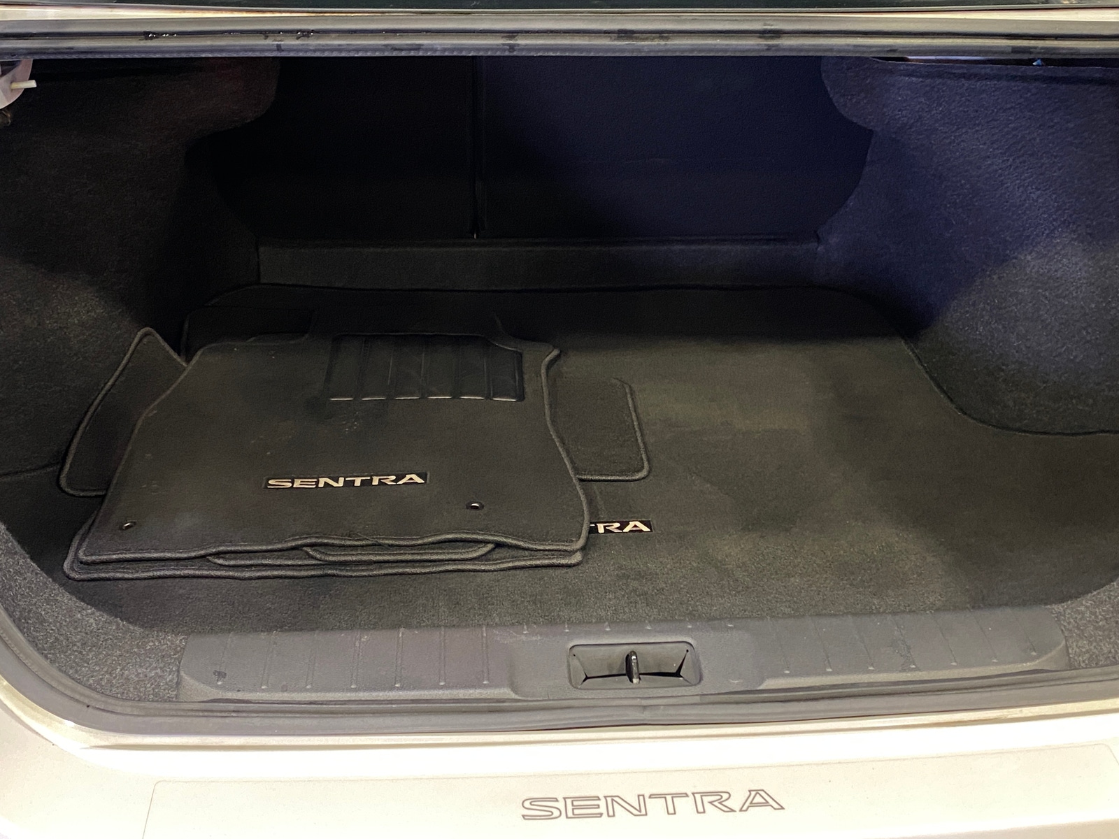 Thumbnail: 2020 Nissan Sentra - 7