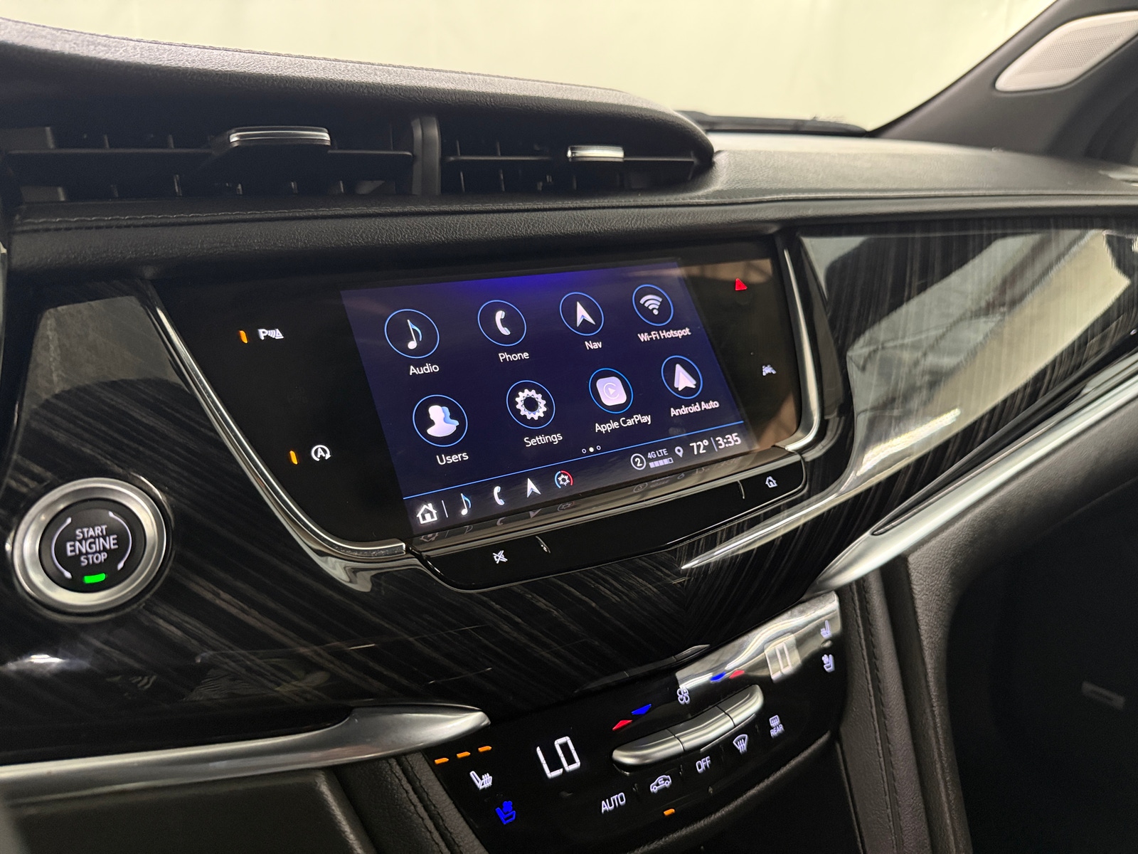 Thumbnail: 2025 Cadillac XT6 - 3