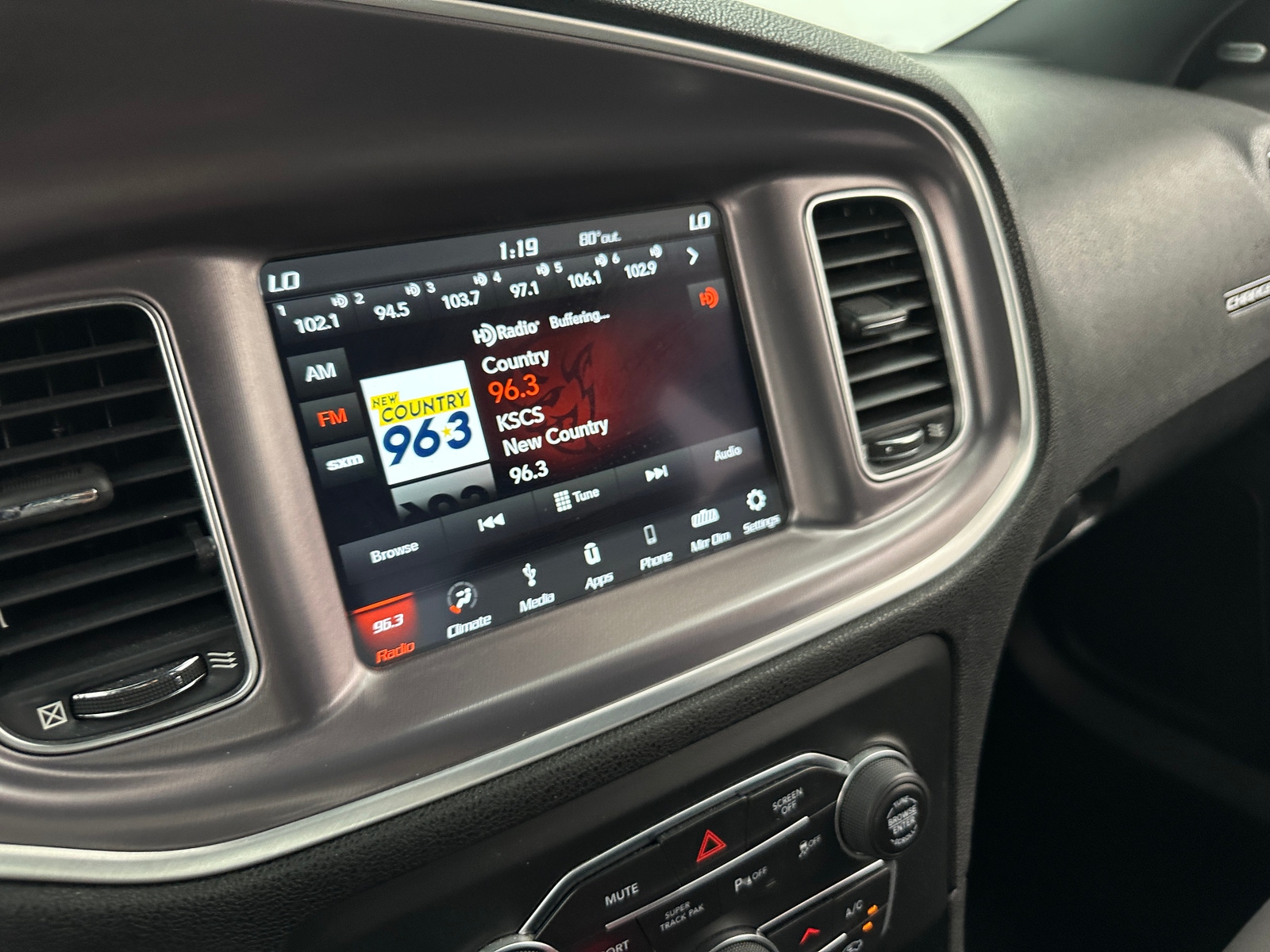 Thumbnail: 2019 Dodge Charger - 4