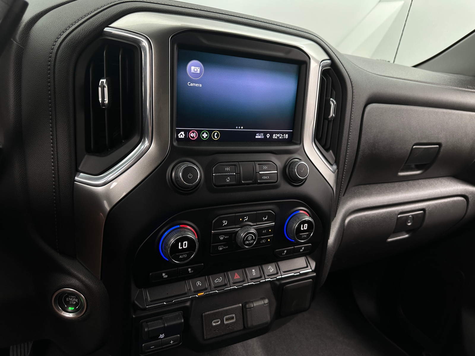 Thumbnail: 2021 Chevrolet Silverado 1500 - 4
