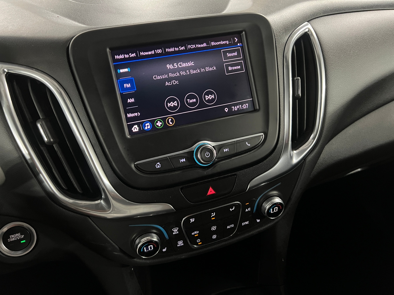 Thumbnail: 2021 Chevrolet Equinox - 4