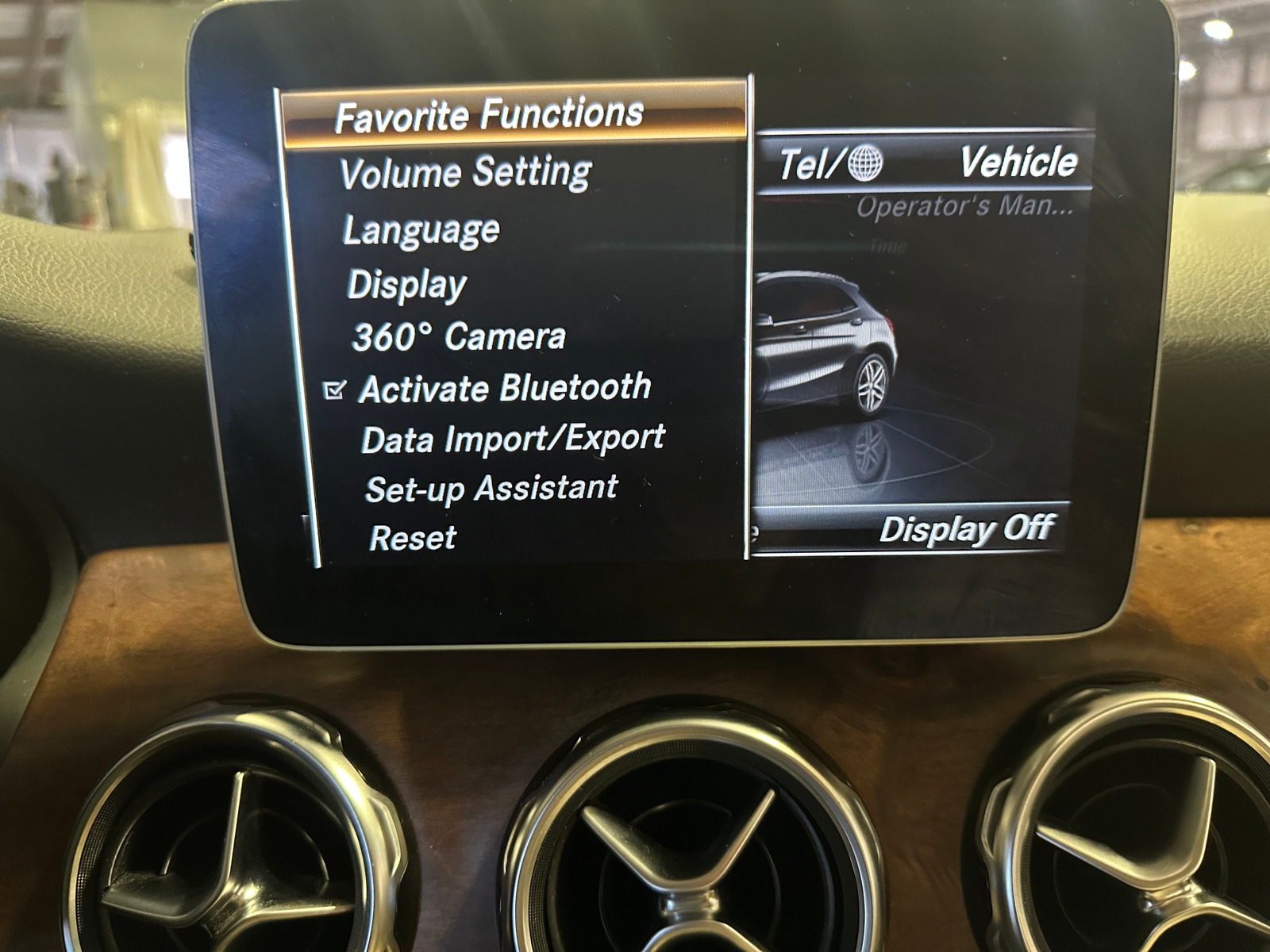 Thumbnail: 2020 Mercedes-Benz GLA - 3