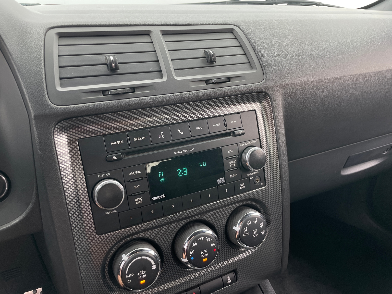 Thumbnail: 2011 Dodge Challenger - 3