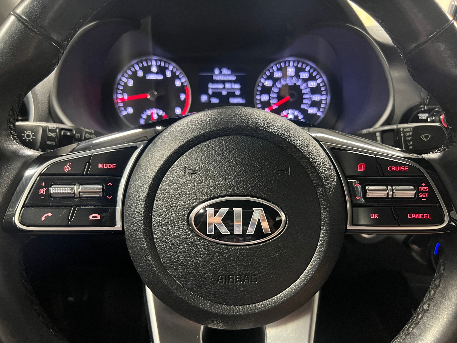 Thumbnail: 2021 Kia Forte - 4