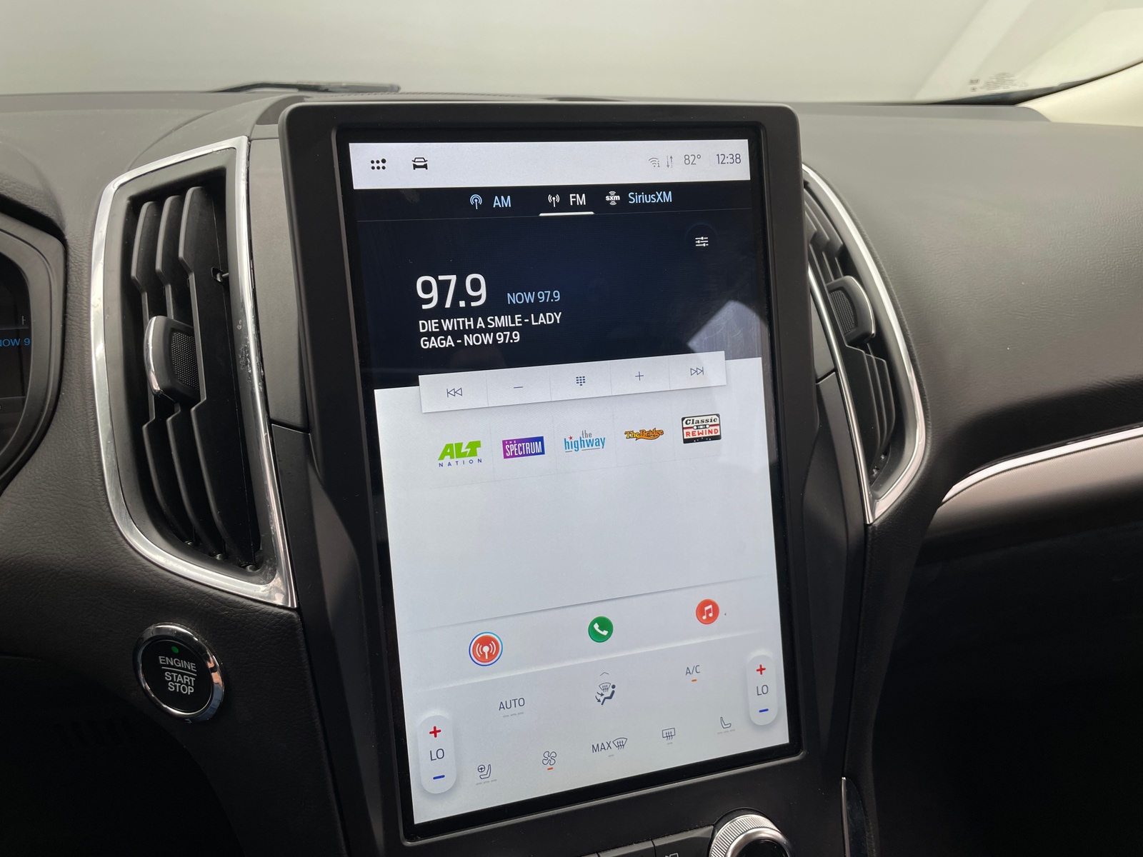 Thumbnail: 2024 Ford Edge - 3