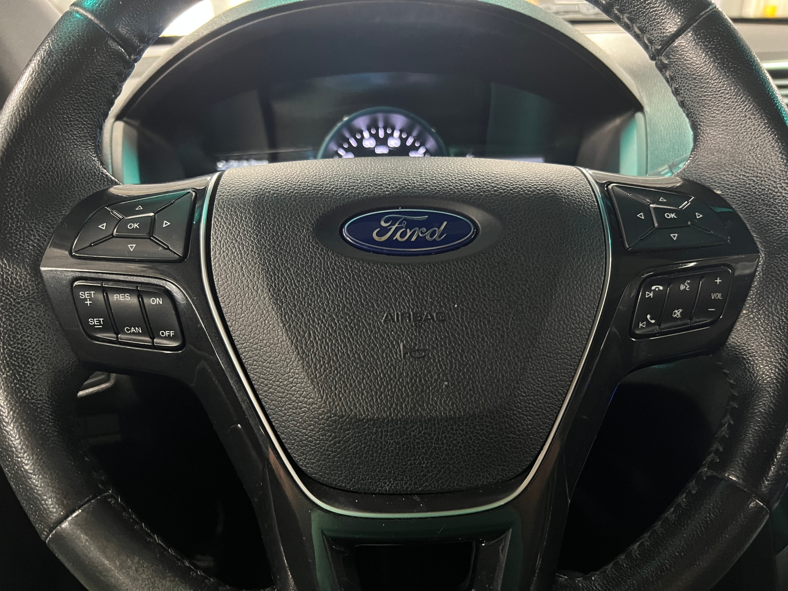 Thumbnail: 2018 Ford Explorer - 4