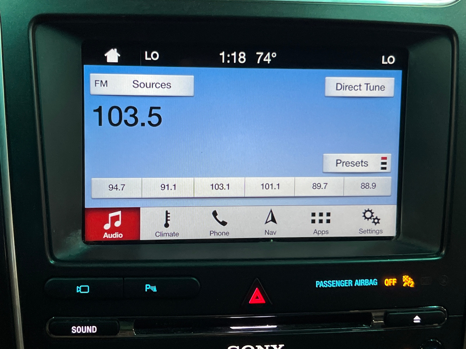 Thumbnail: 2018 Ford Explorer - 3