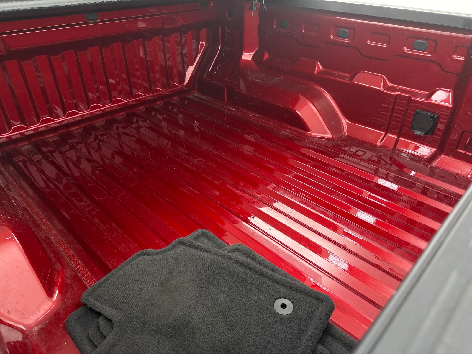 Thumbnail: 2023 Chevrolet Colorado - 6