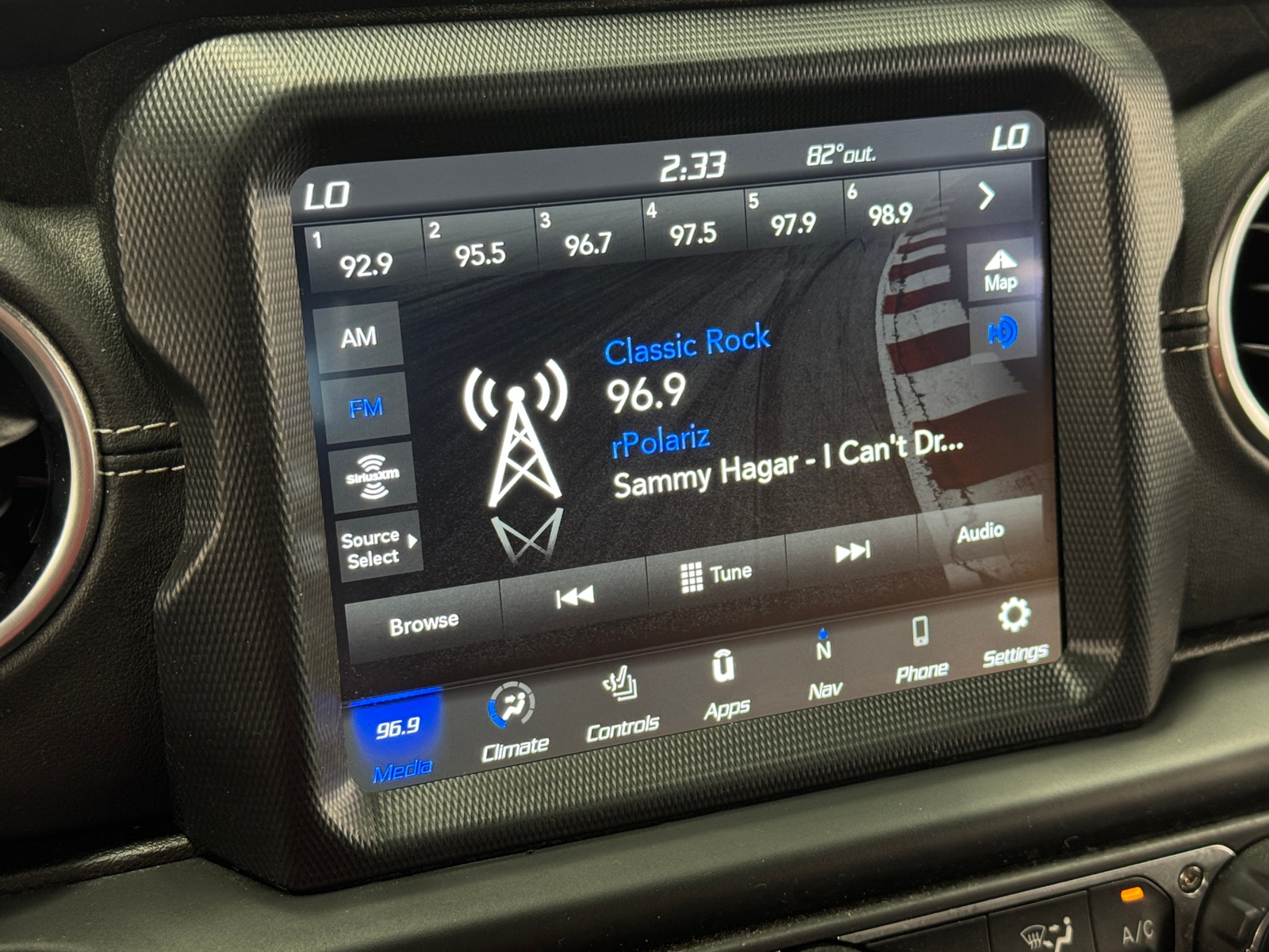 Thumbnail: 2022 Jeep Wrangler - 3