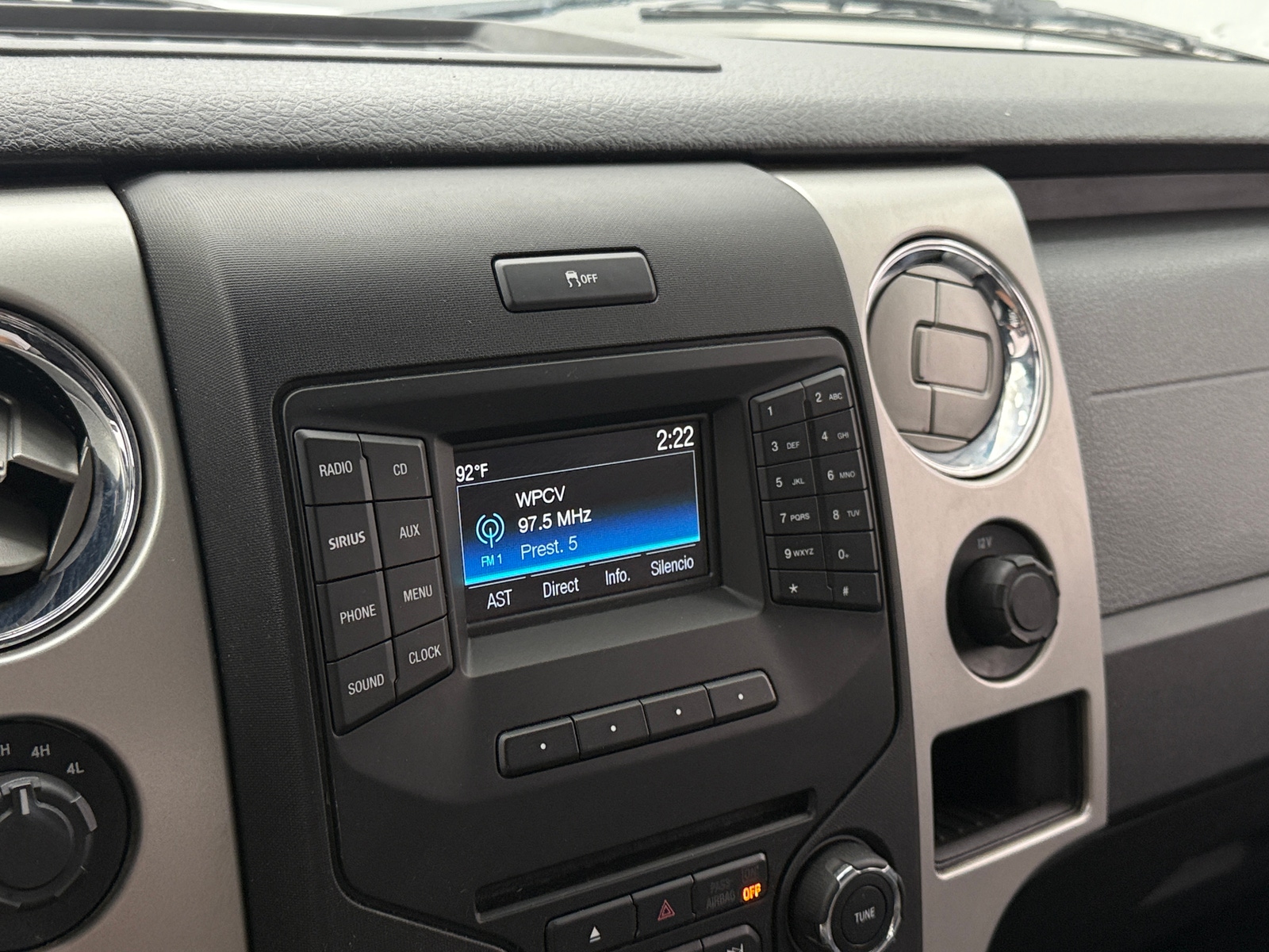 Thumbnail: 2014 Ford Econoline - 3