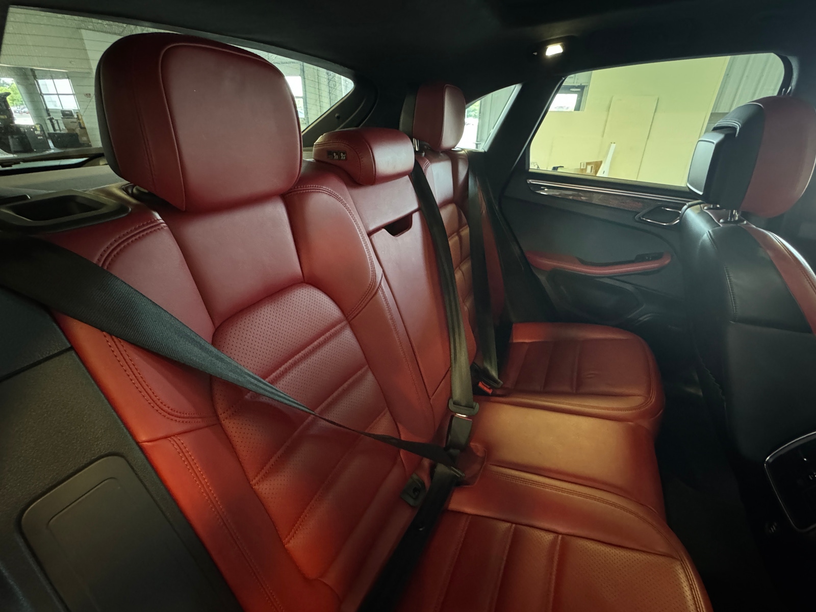 Thumbnail: 2017 Porsche Macan - 5