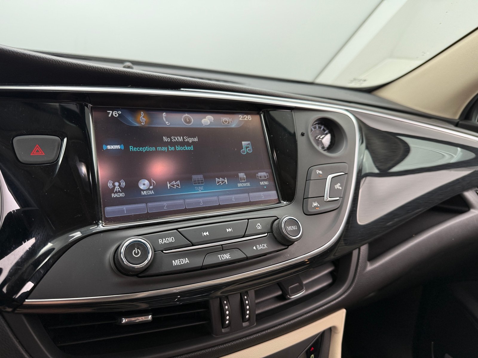 Thumbnail: 2017 Buick Envision - 3