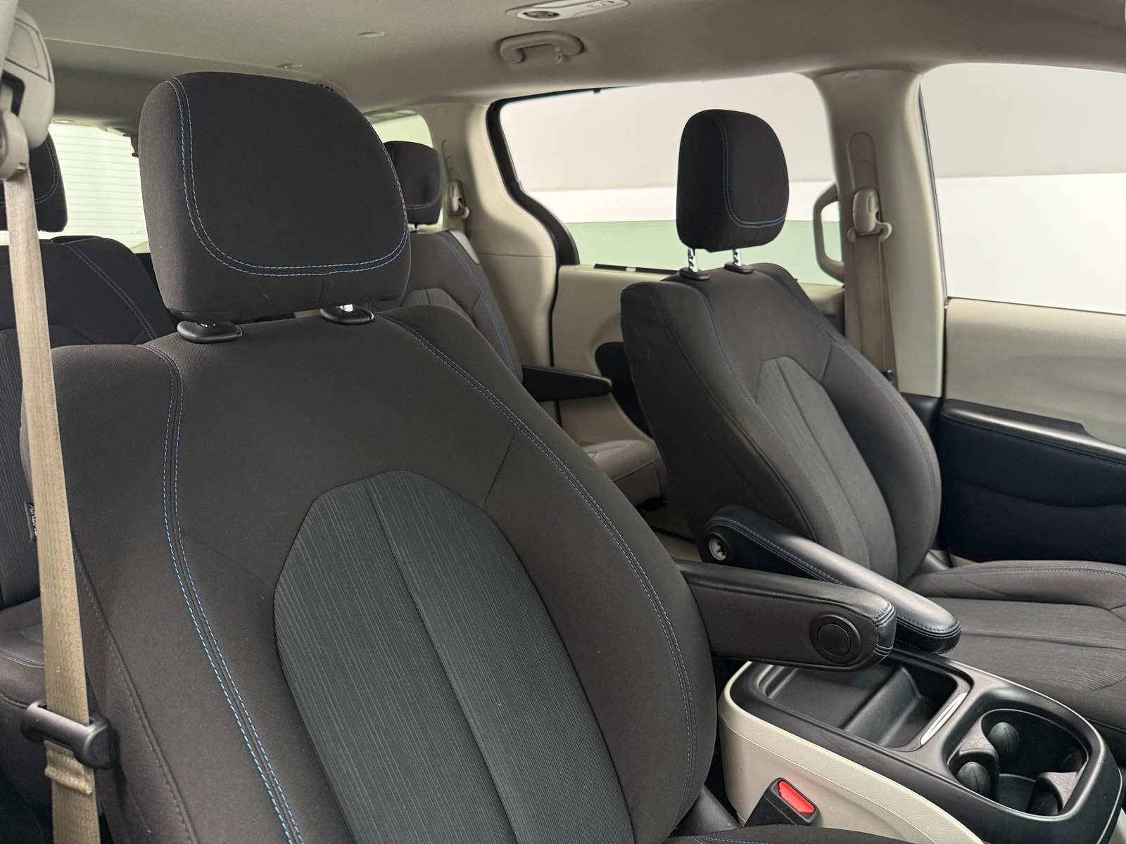 Thumbnail: 2021 Chrysler Pacifica - 2