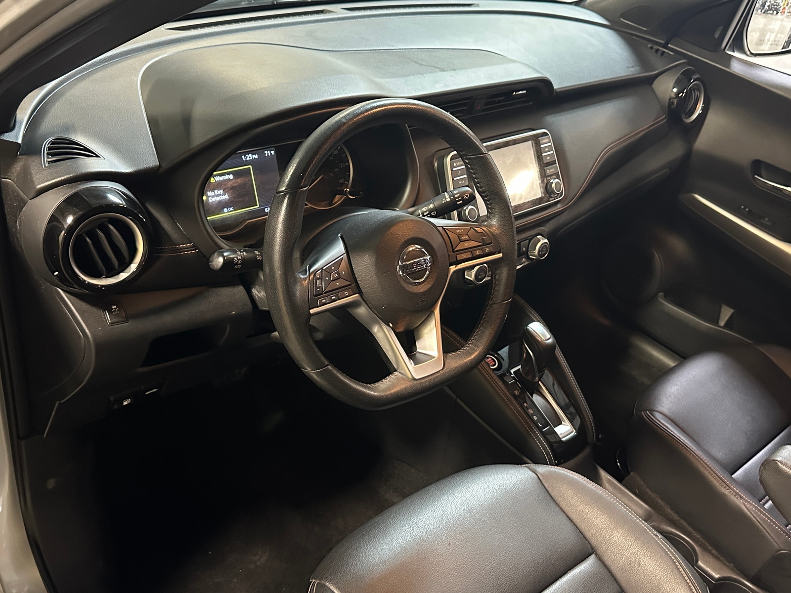 Thumbnail: 2019 Nissan Kicks - 3